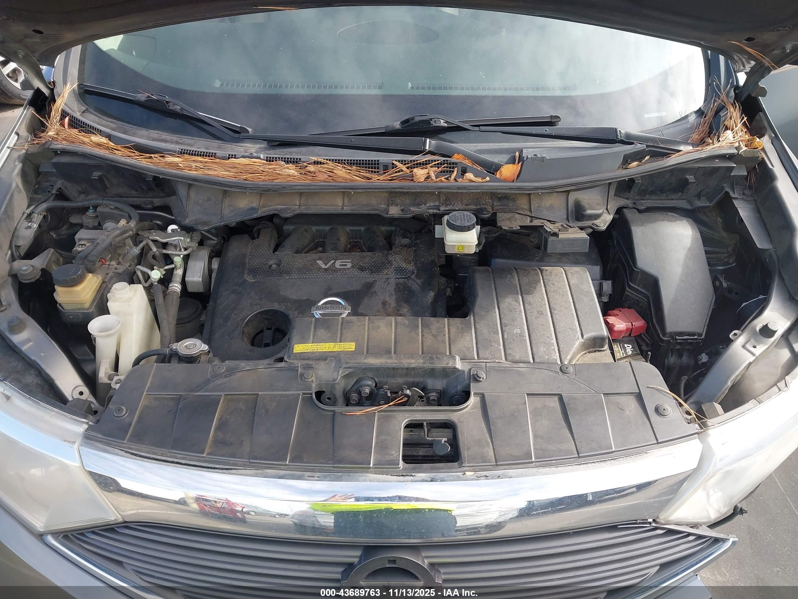 NISSAN QUEST image 10