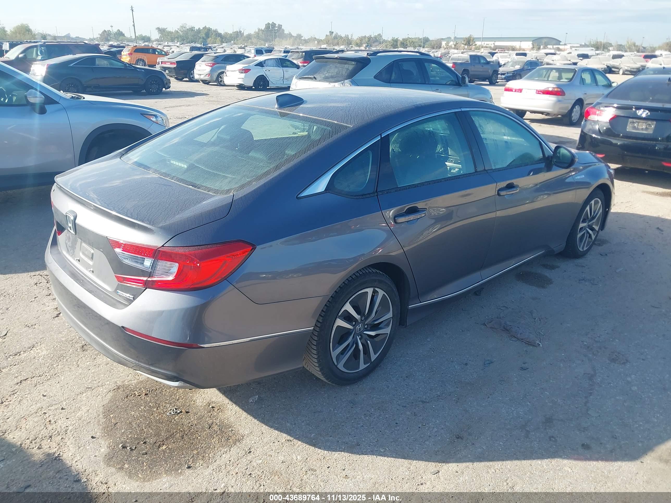 HONDA ACCORD image 4