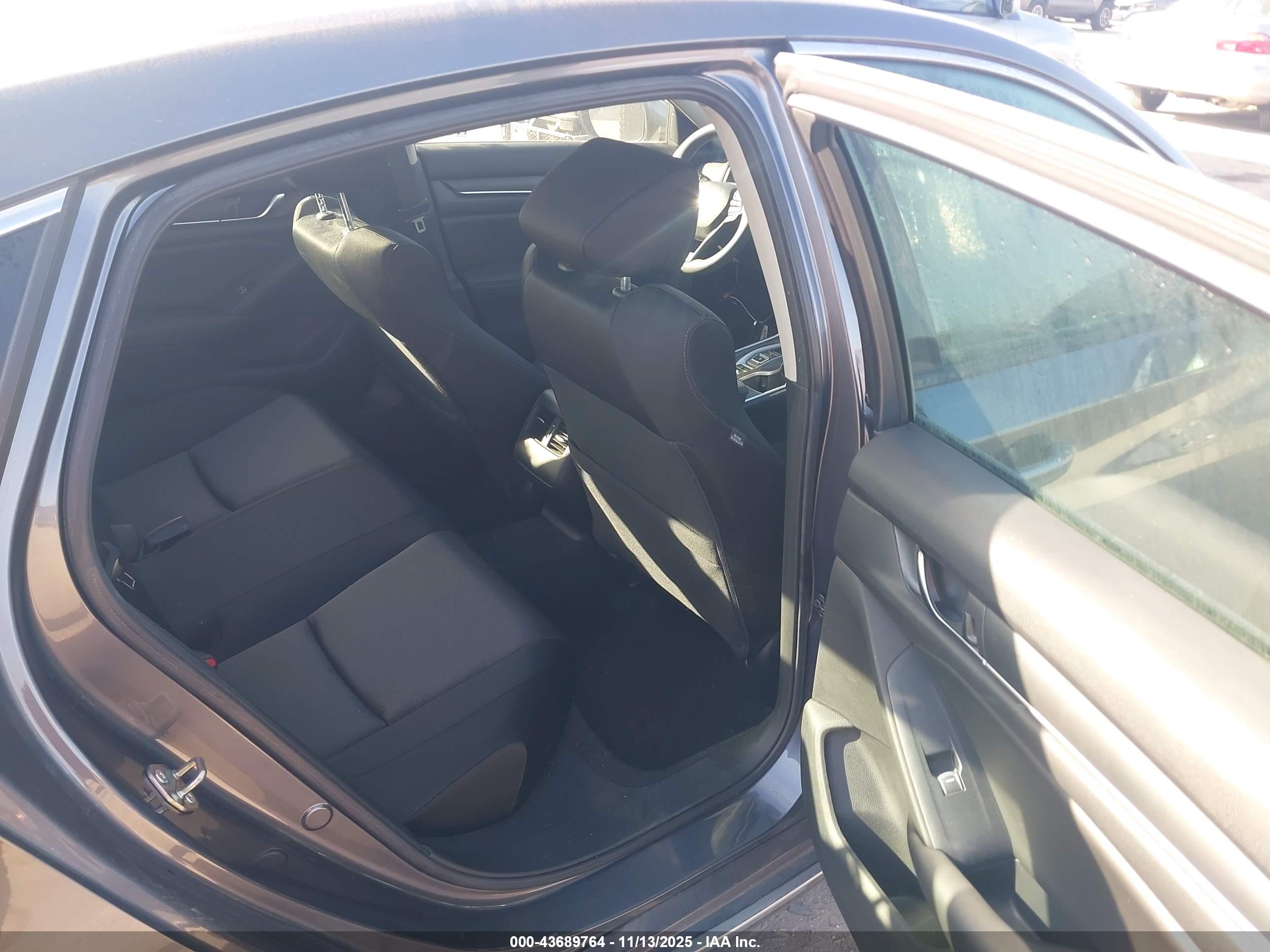 HONDA ACCORD image 8