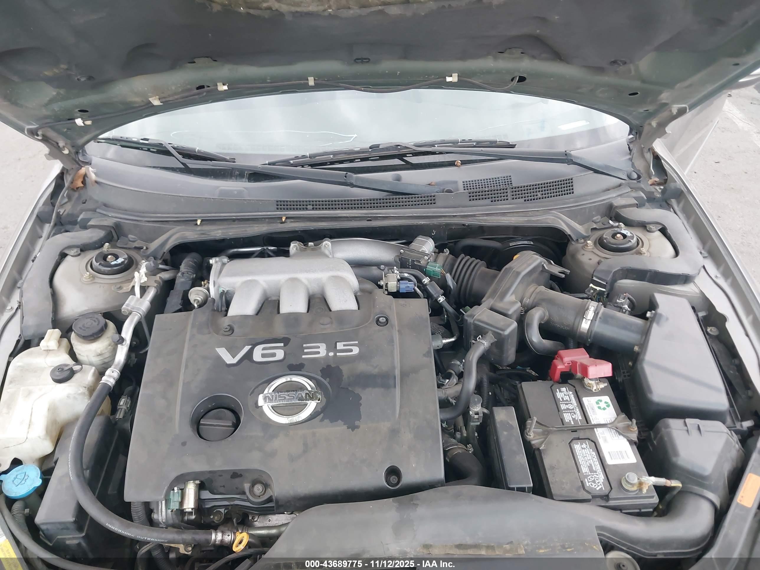 NISSAN ALTIMA image 10