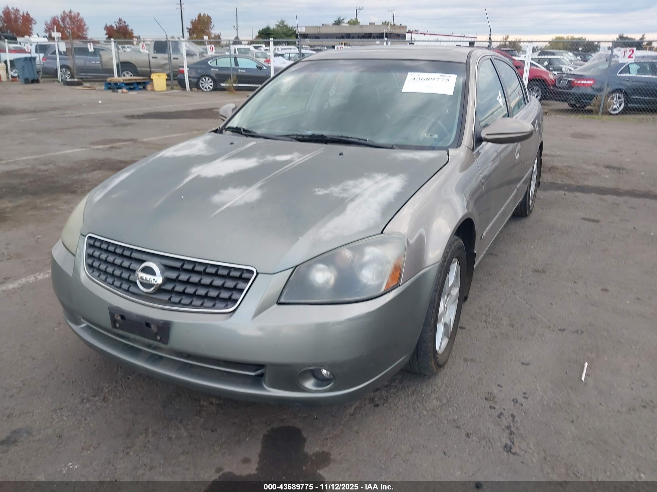 NISSAN ALTIMA image 2
