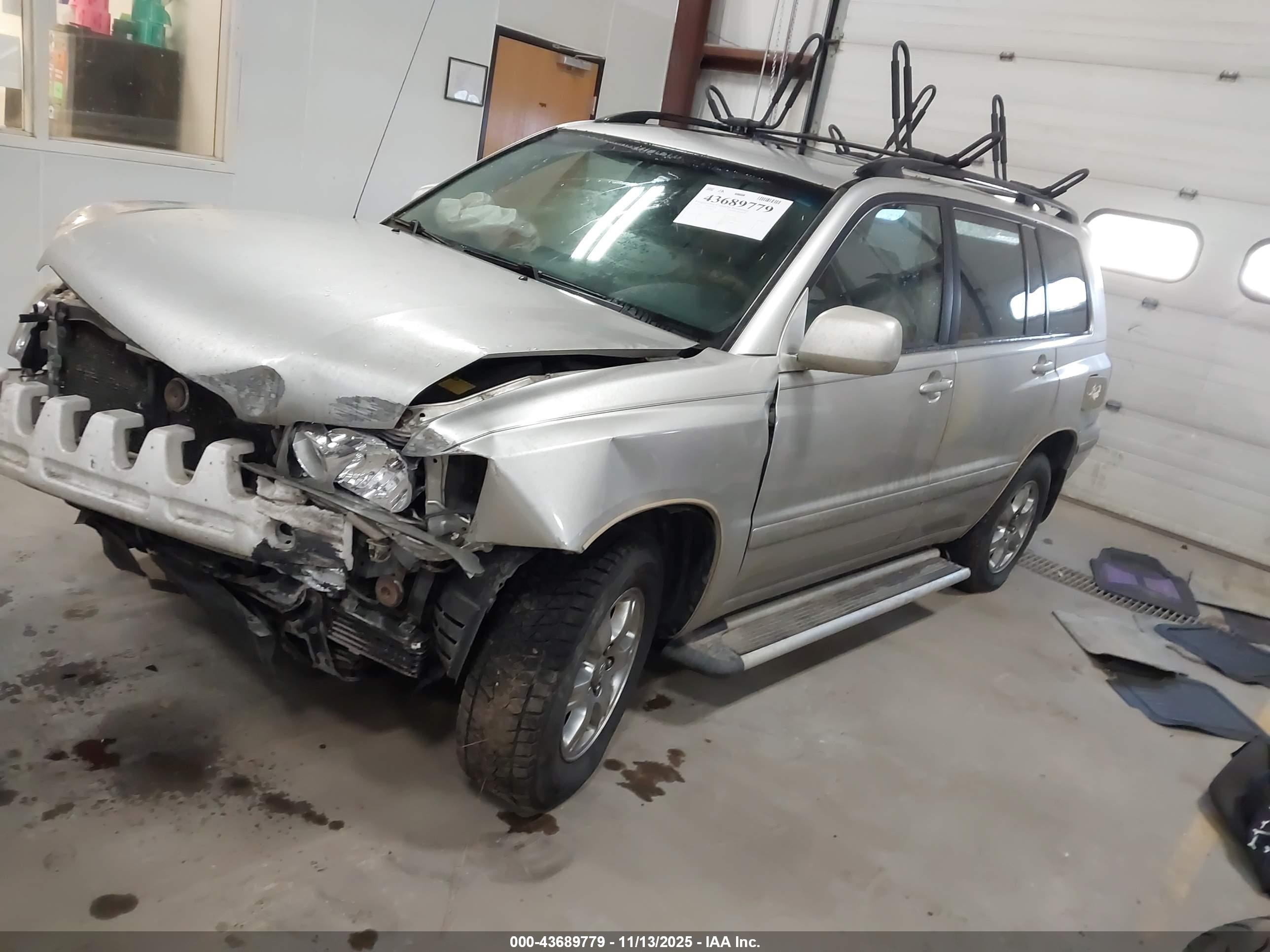 TOYOTA HIGHLANDER image 2