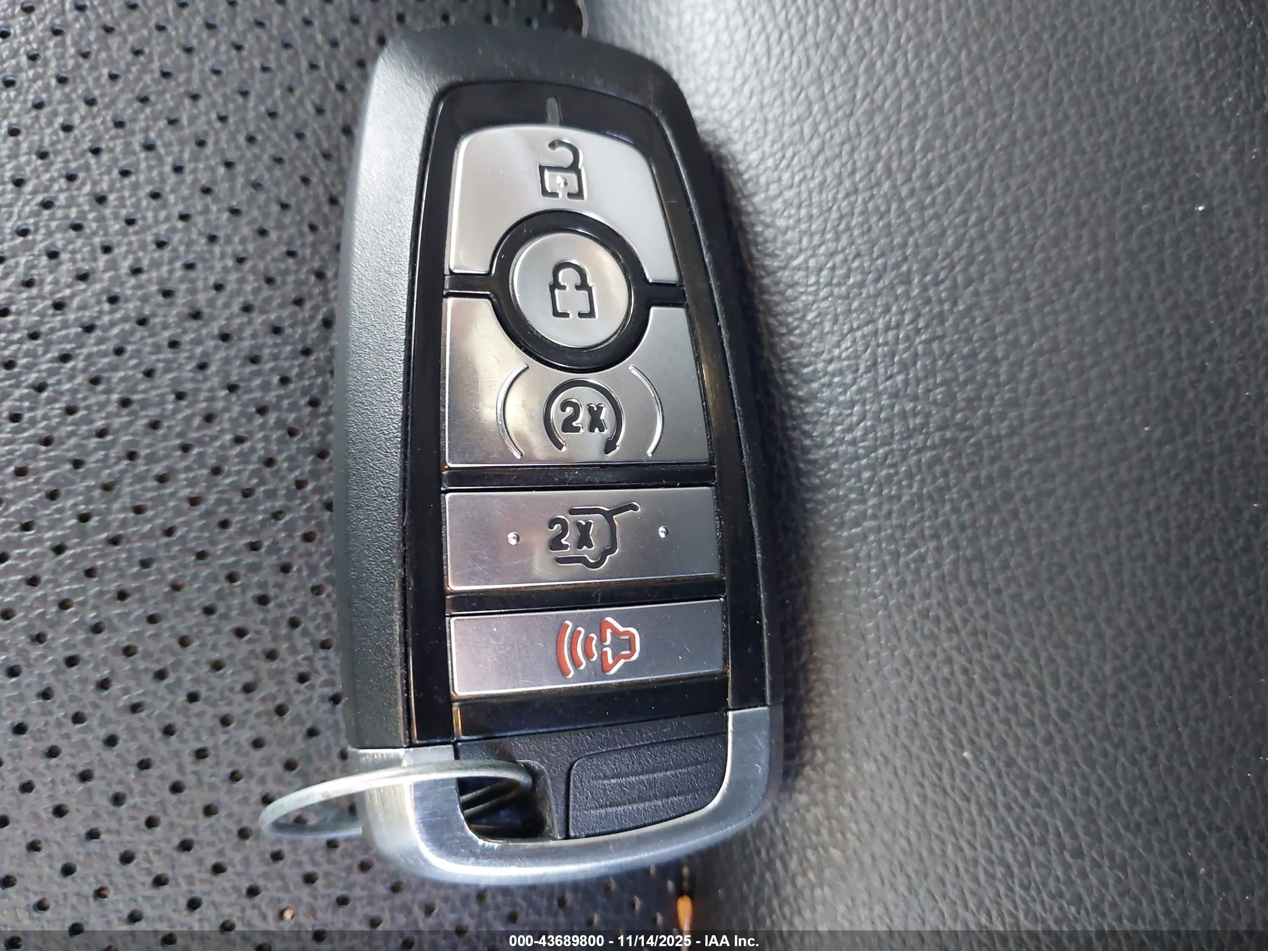 FORD ESCAPE image 11
