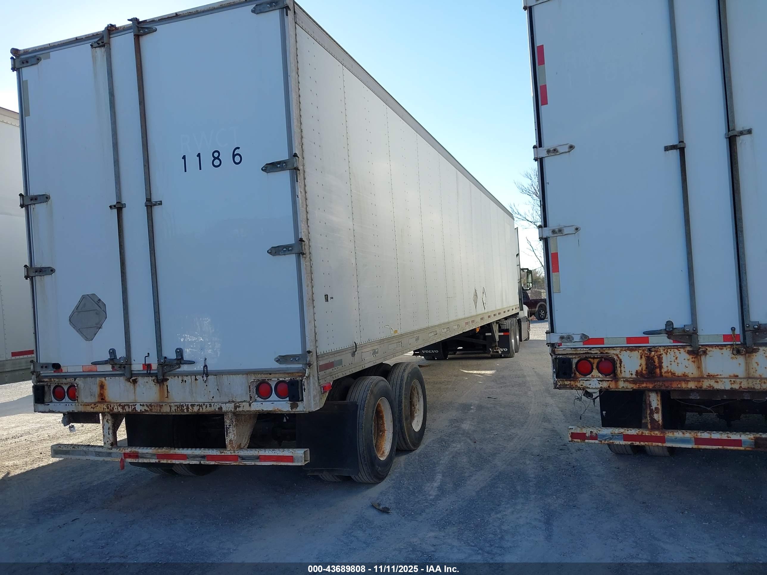 UTILITY TRAILER image 4