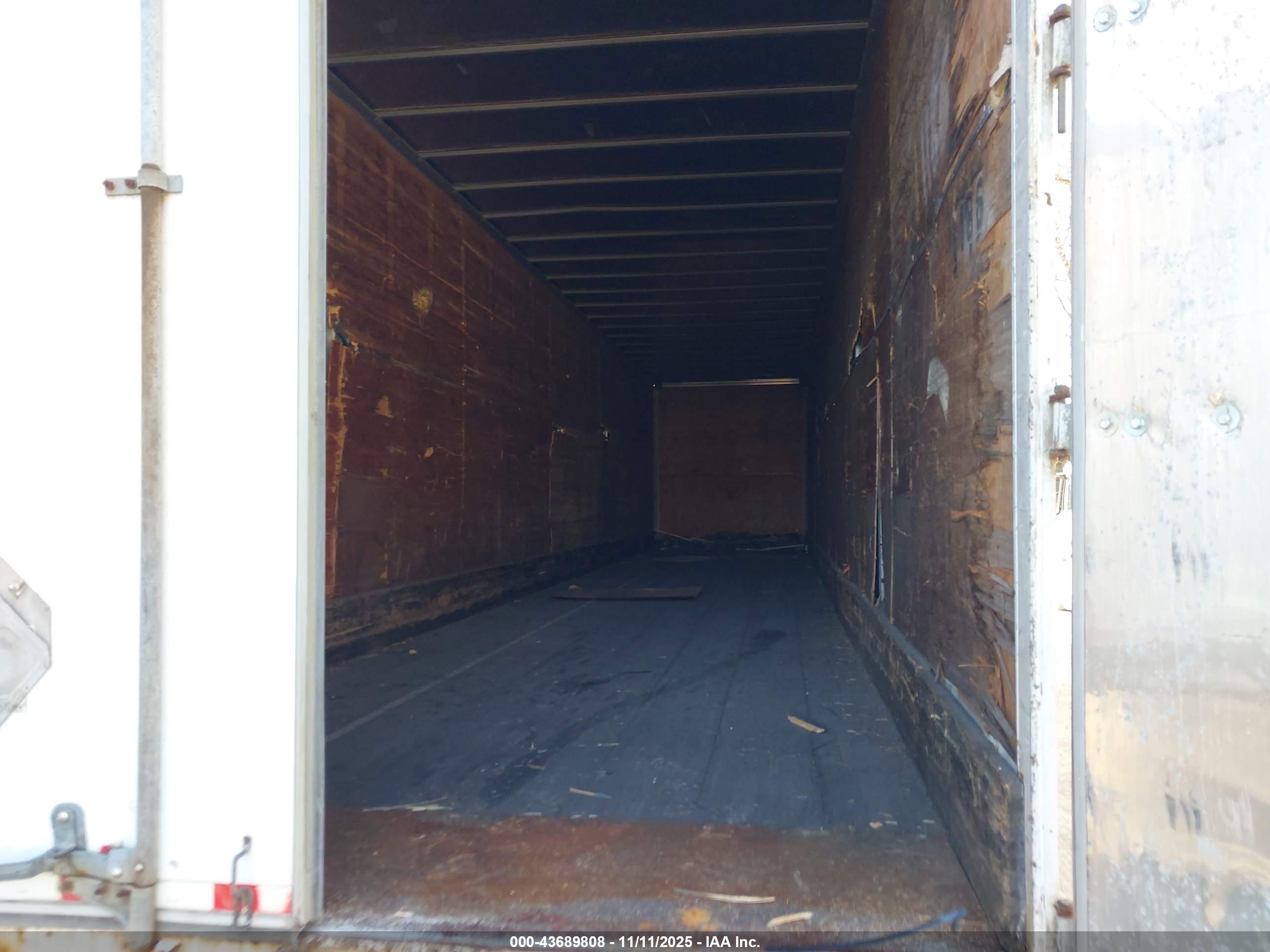 UTILITY TRAILER image 5