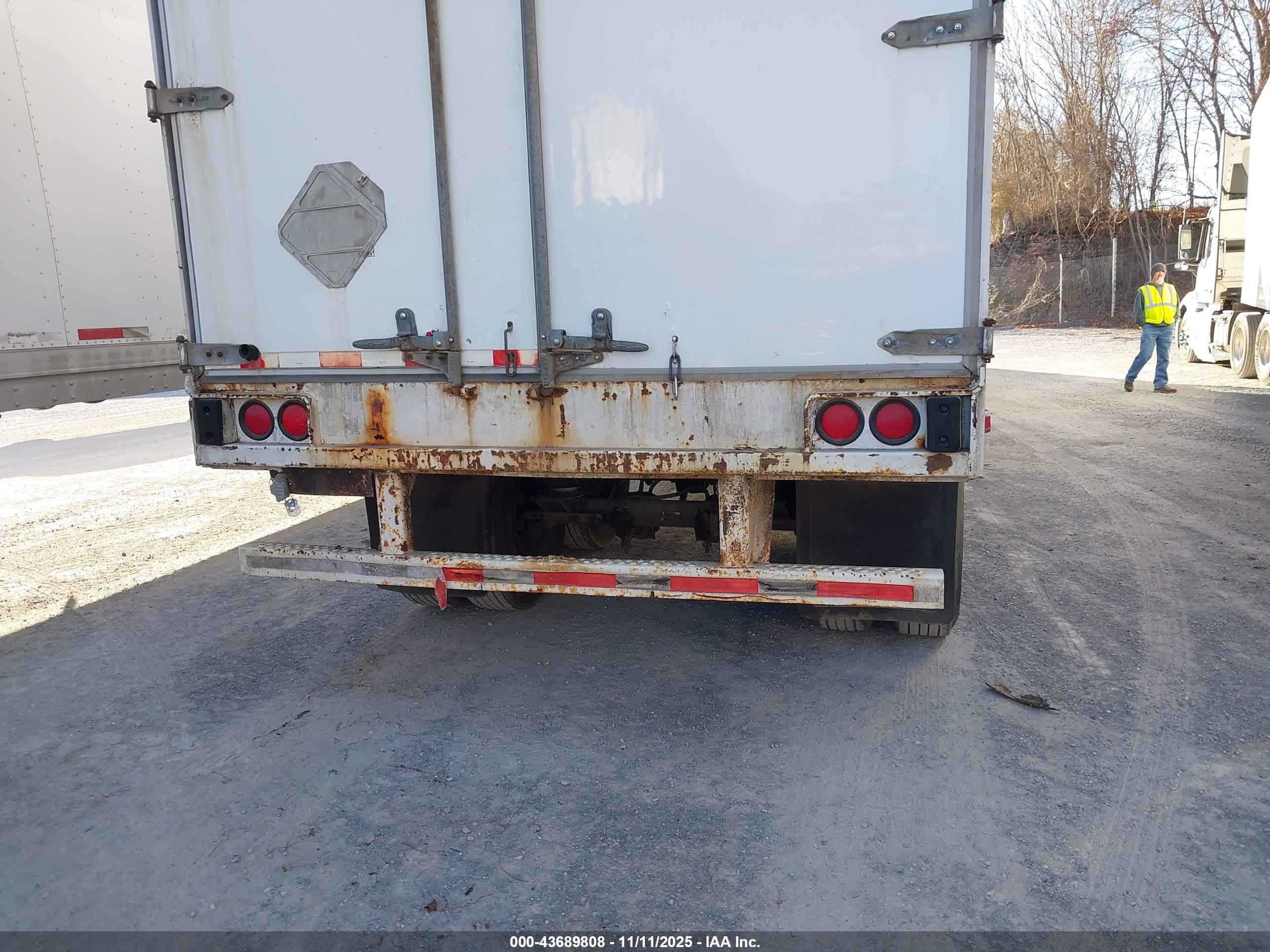 UTILITY TRAILER image 6