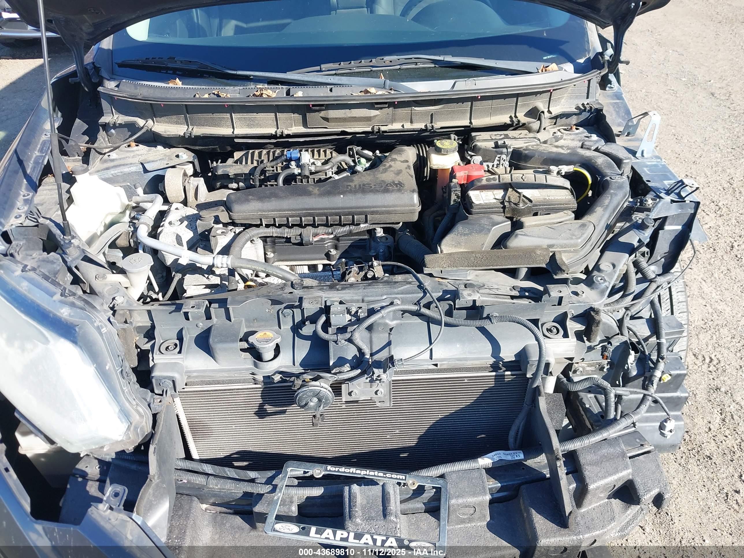 NISSAN ROGUE image 10