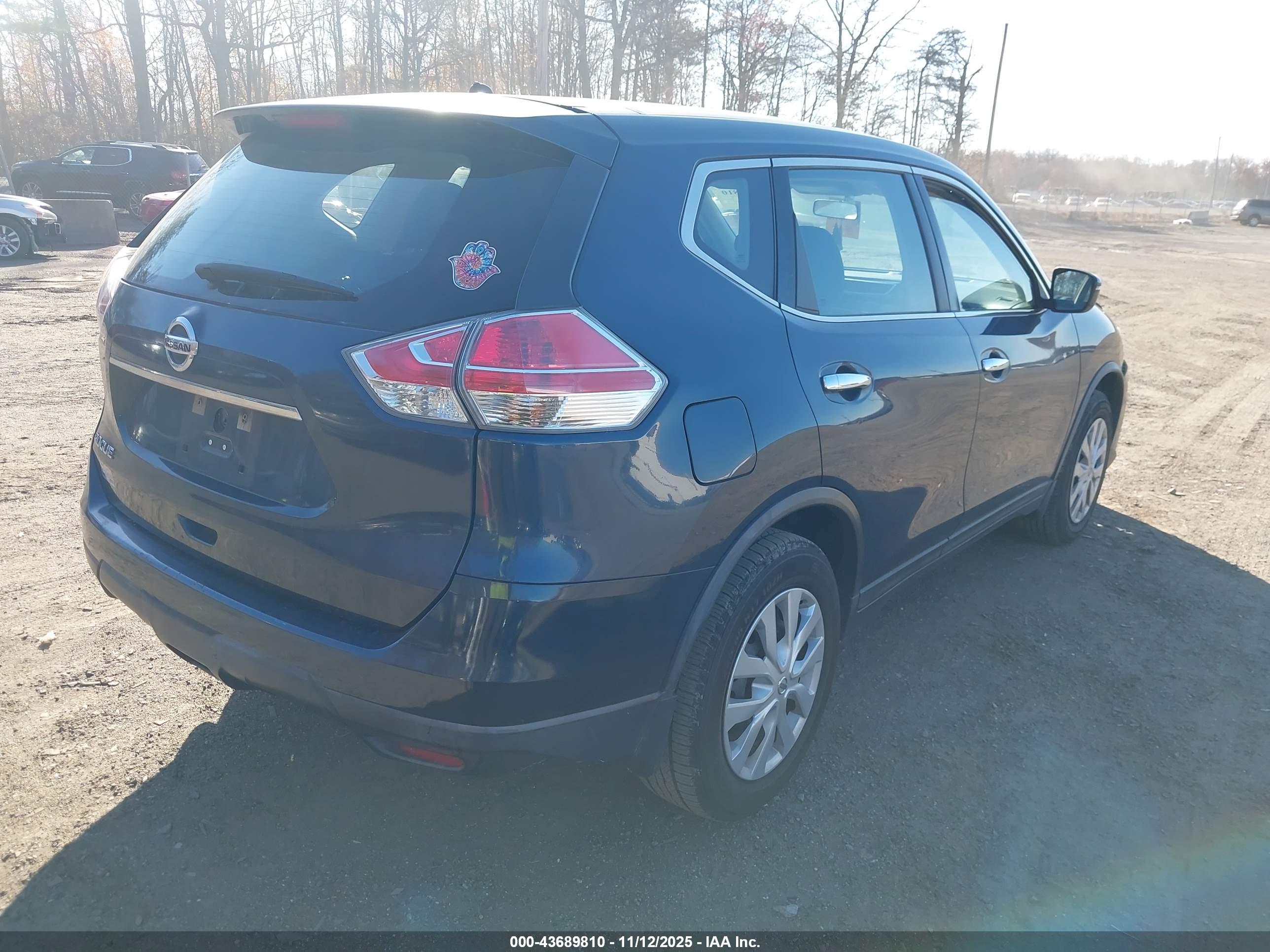 NISSAN ROGUE image 4