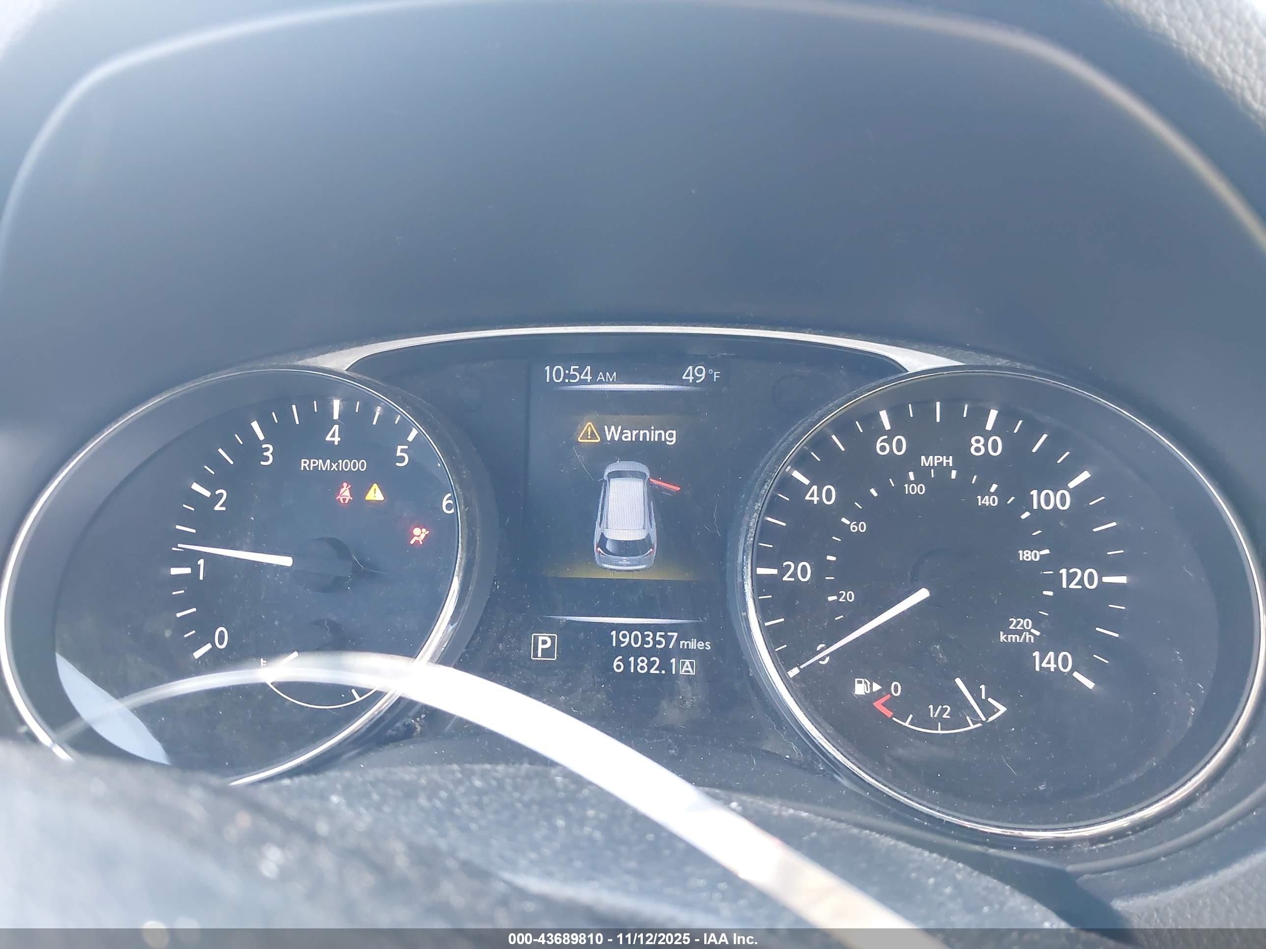 NISSAN ROGUE image 7