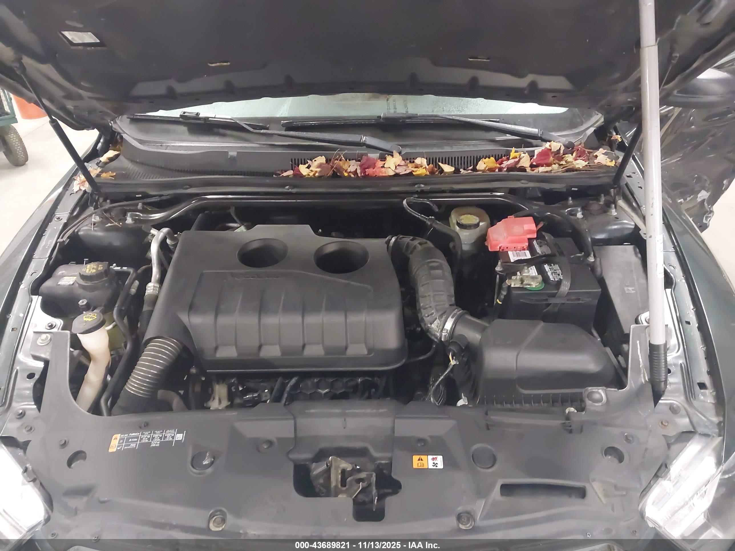 FORD TAURUS image 10