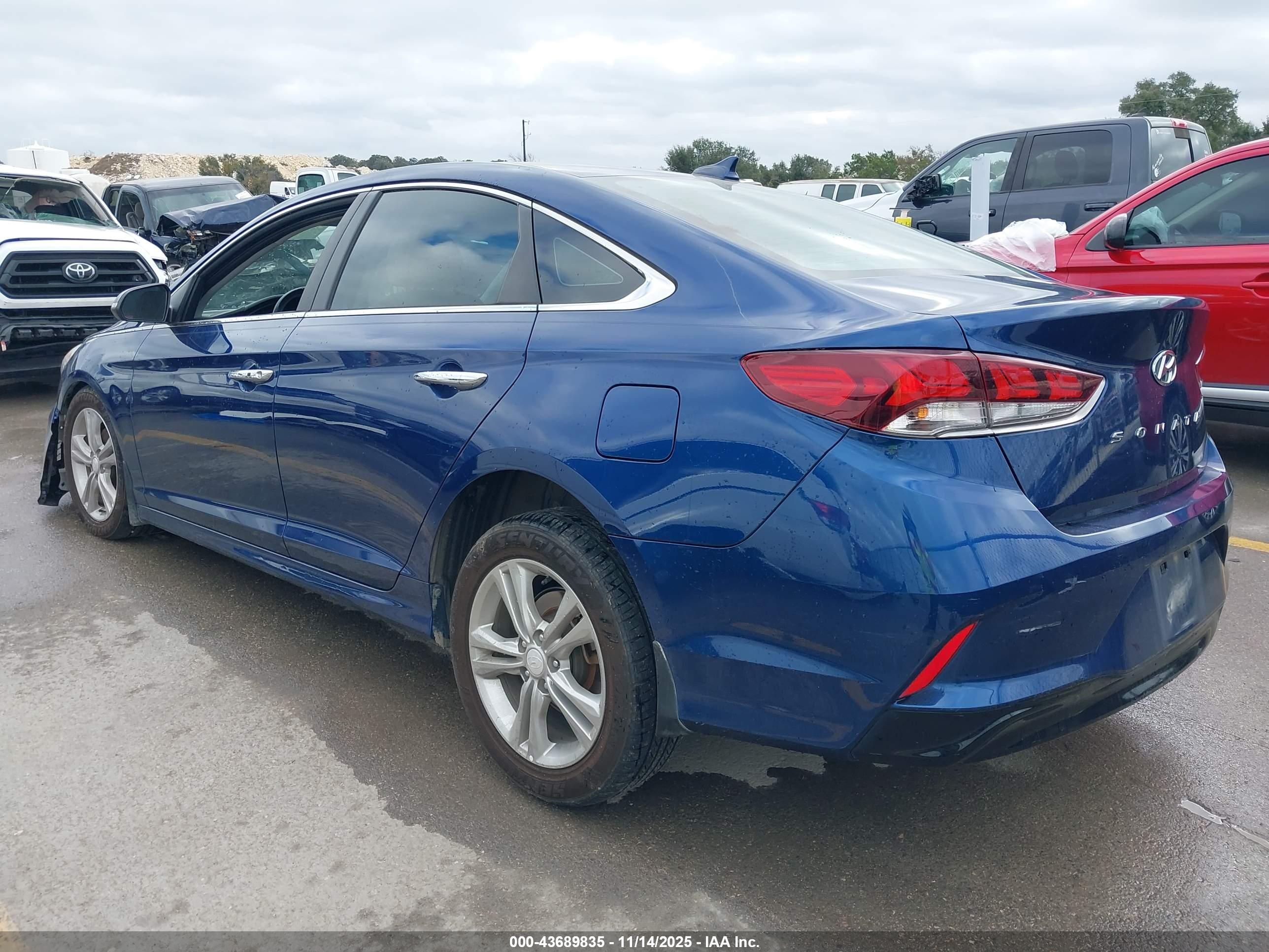 HYUNDAI SONATA image 3