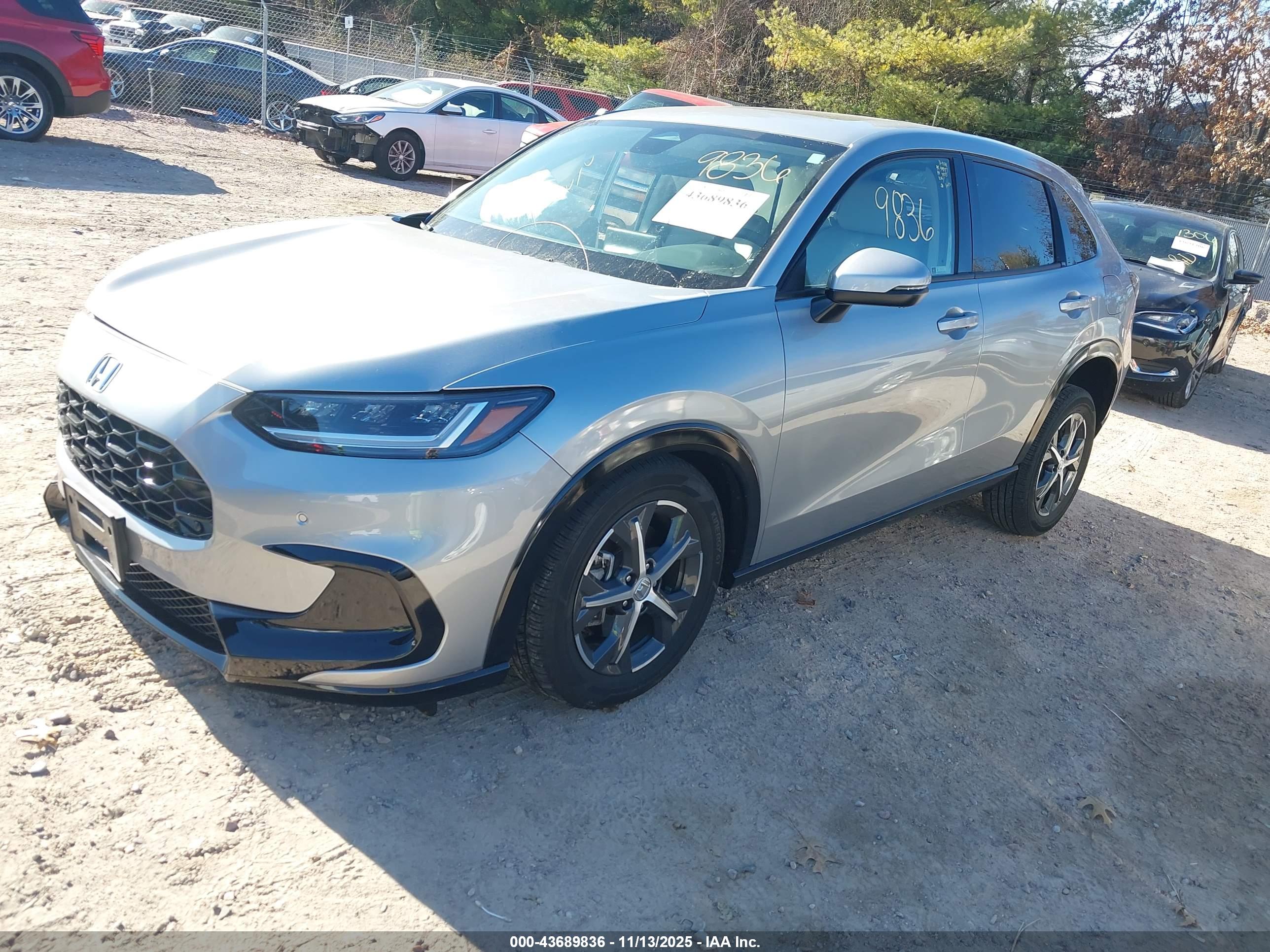 HONDA HR-V image 2