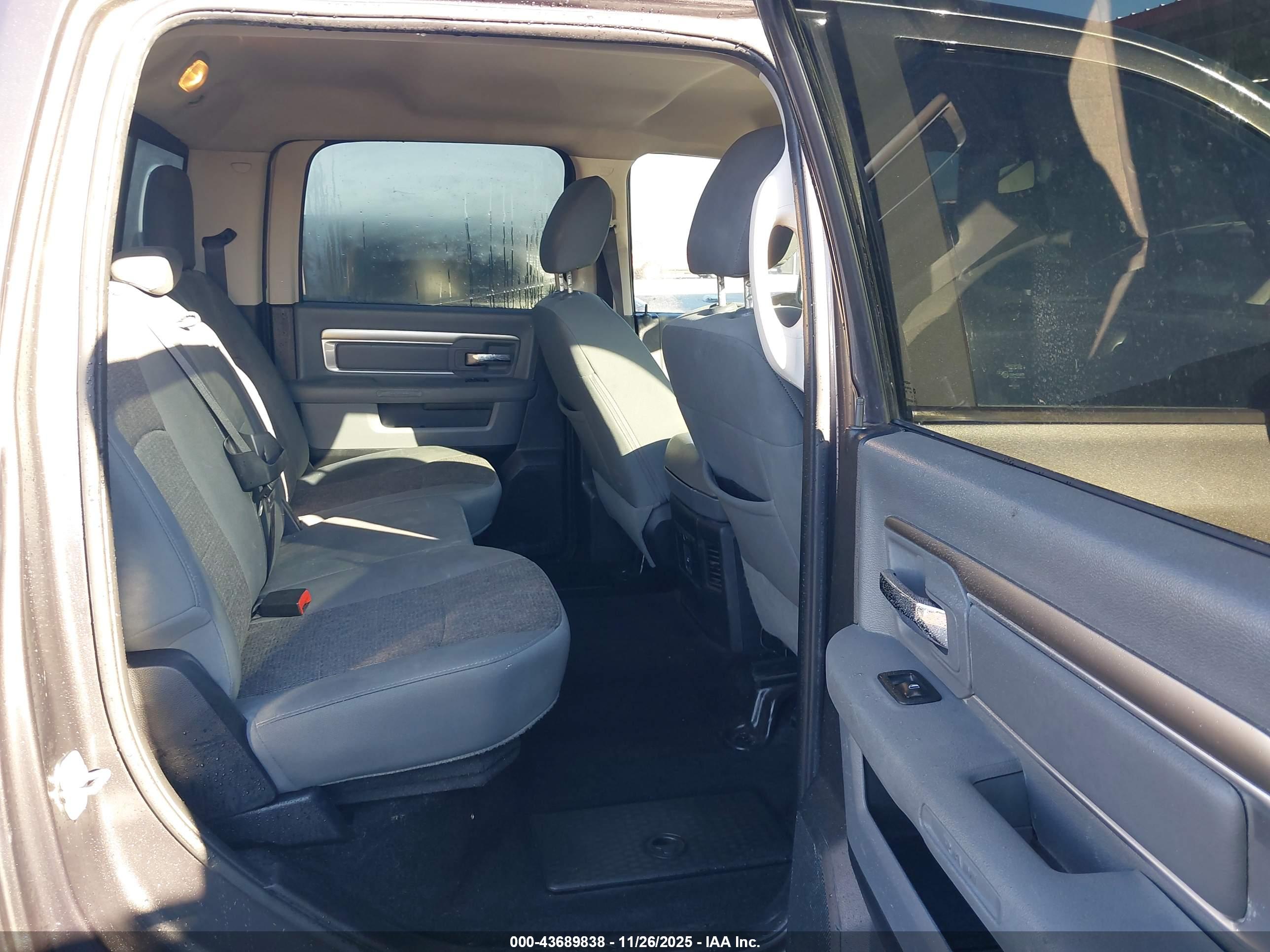 RAM 1500 image 8