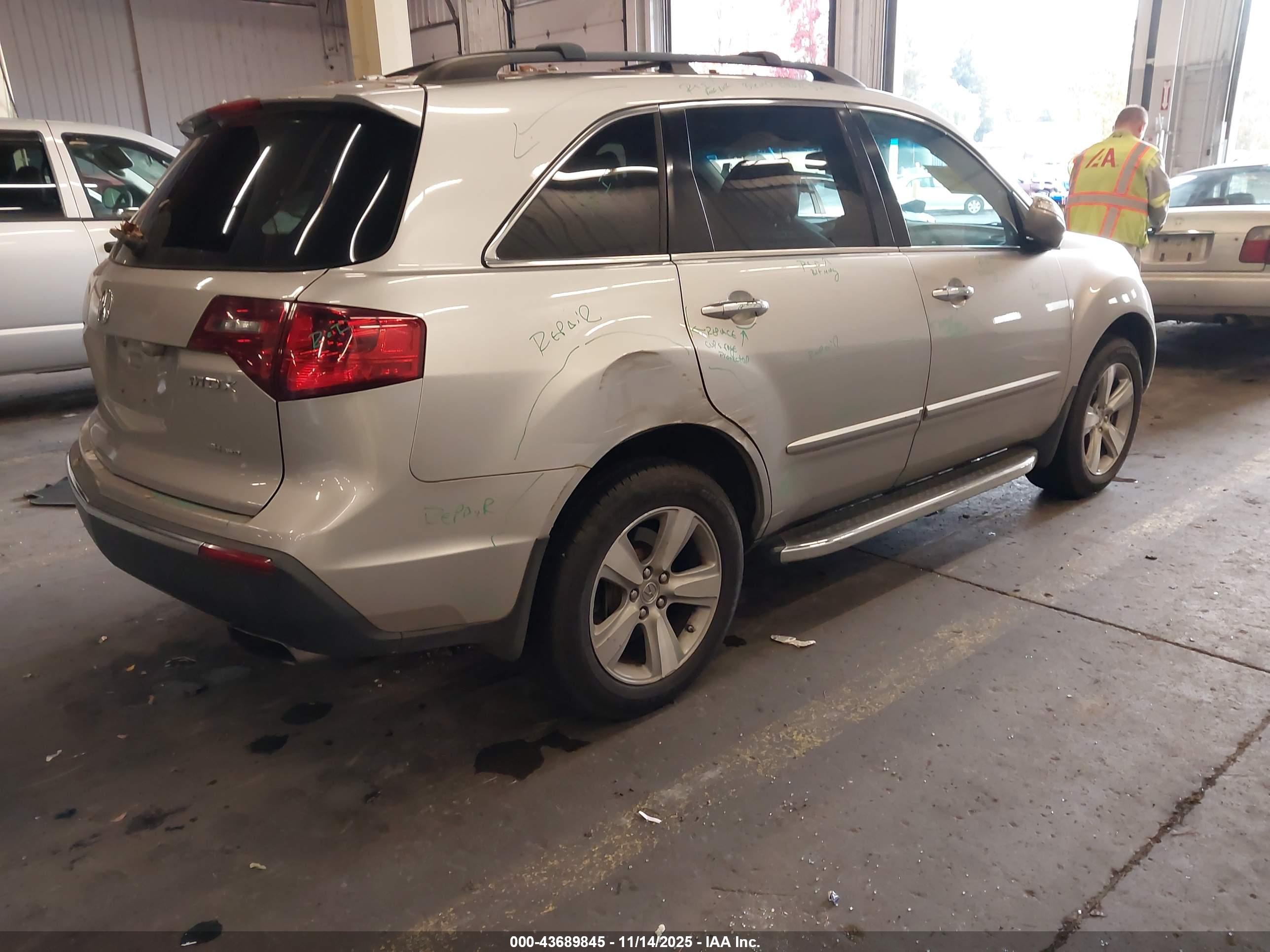 ACURA MDX image 4