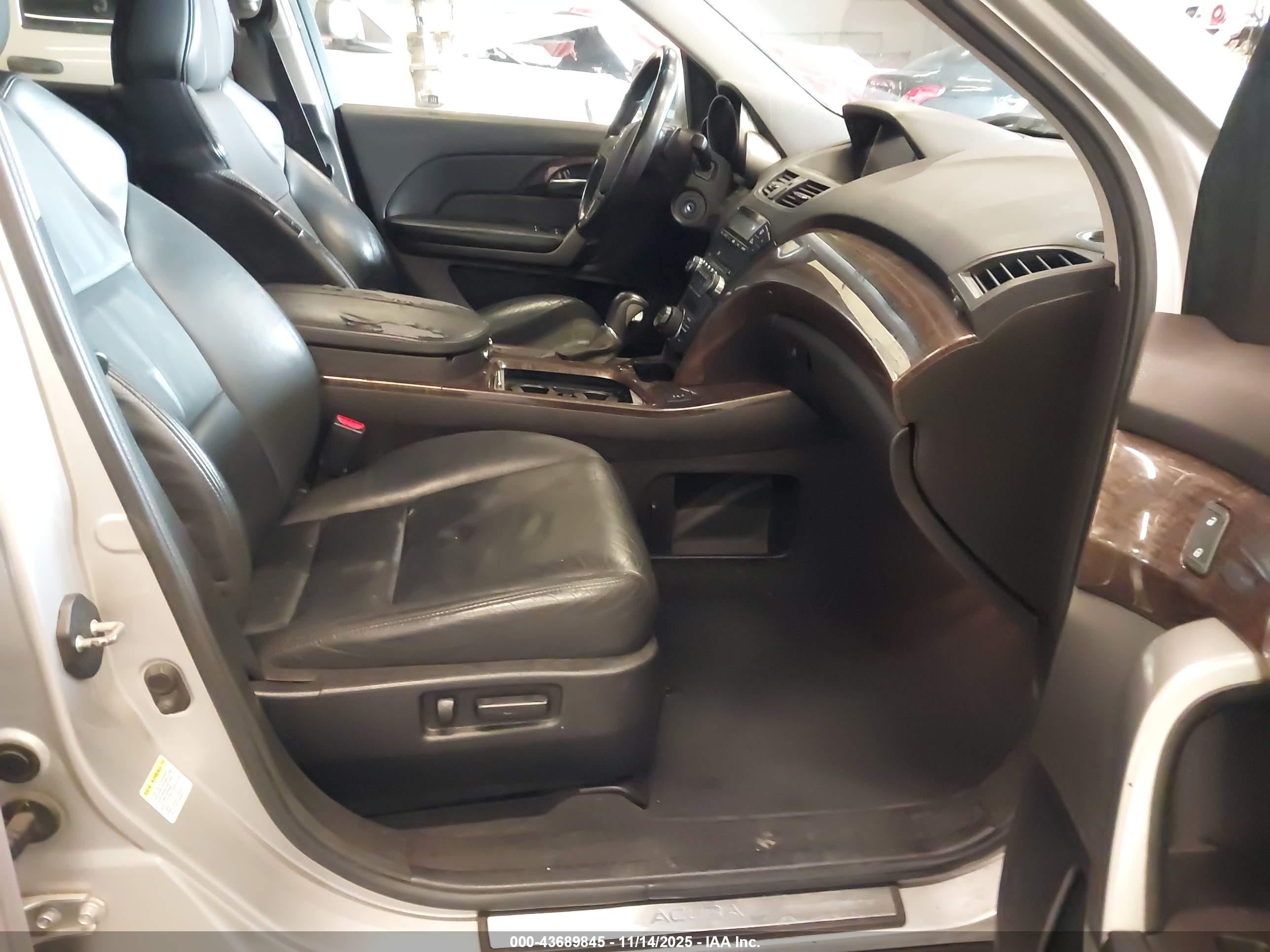 ACURA MDX image 5