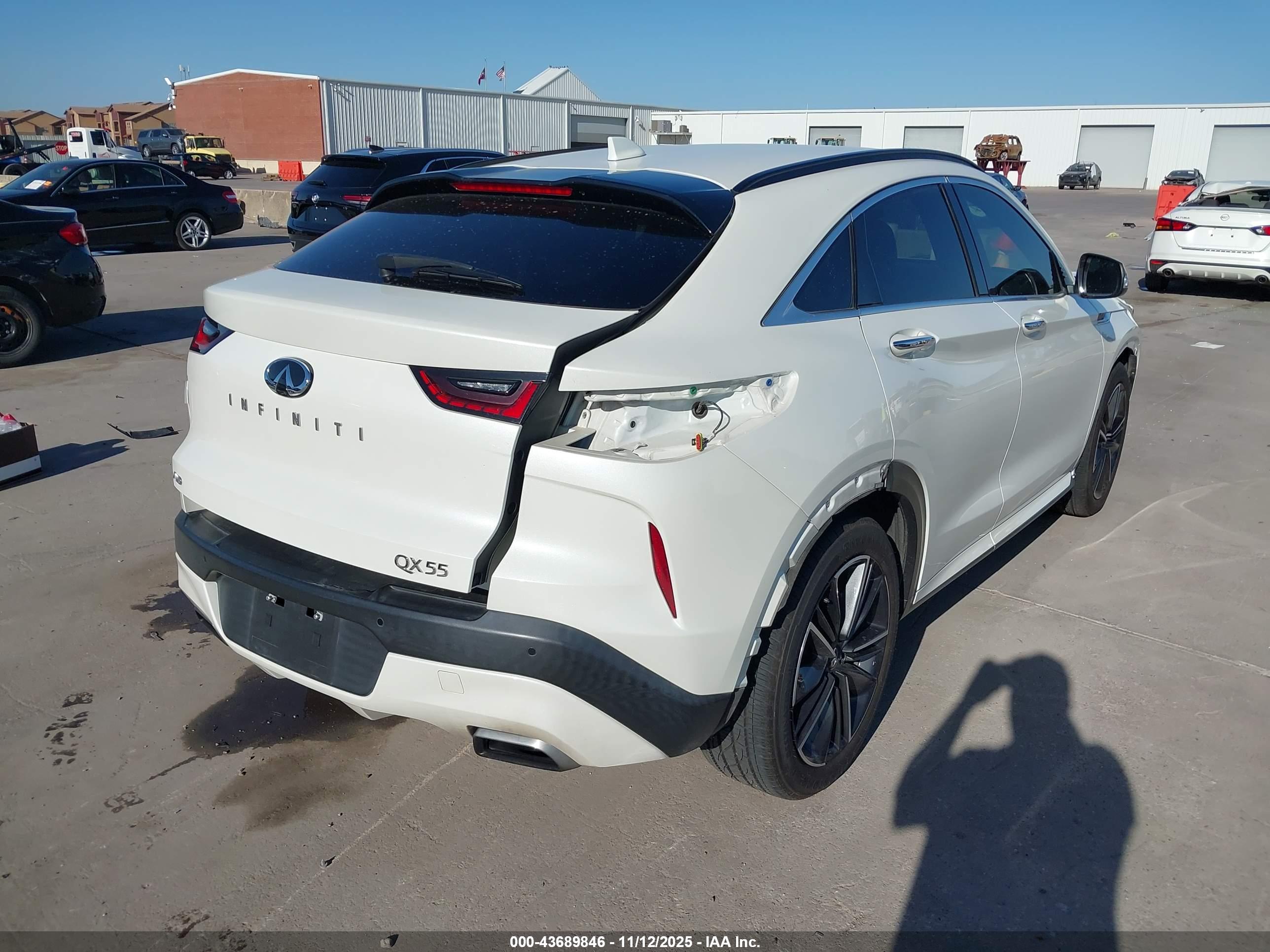 INFINITI QX55 image 4