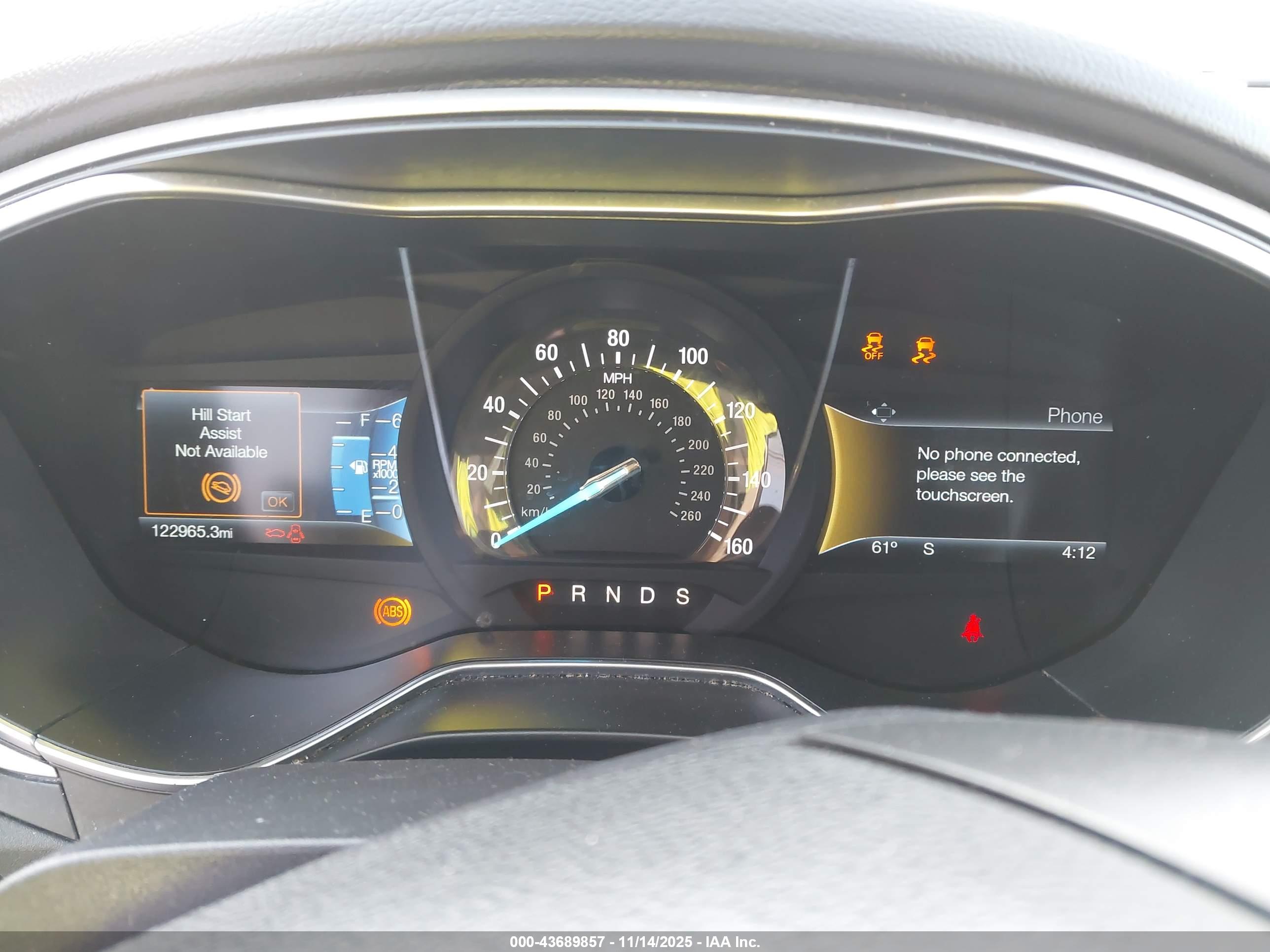 FORD FUSION image 7