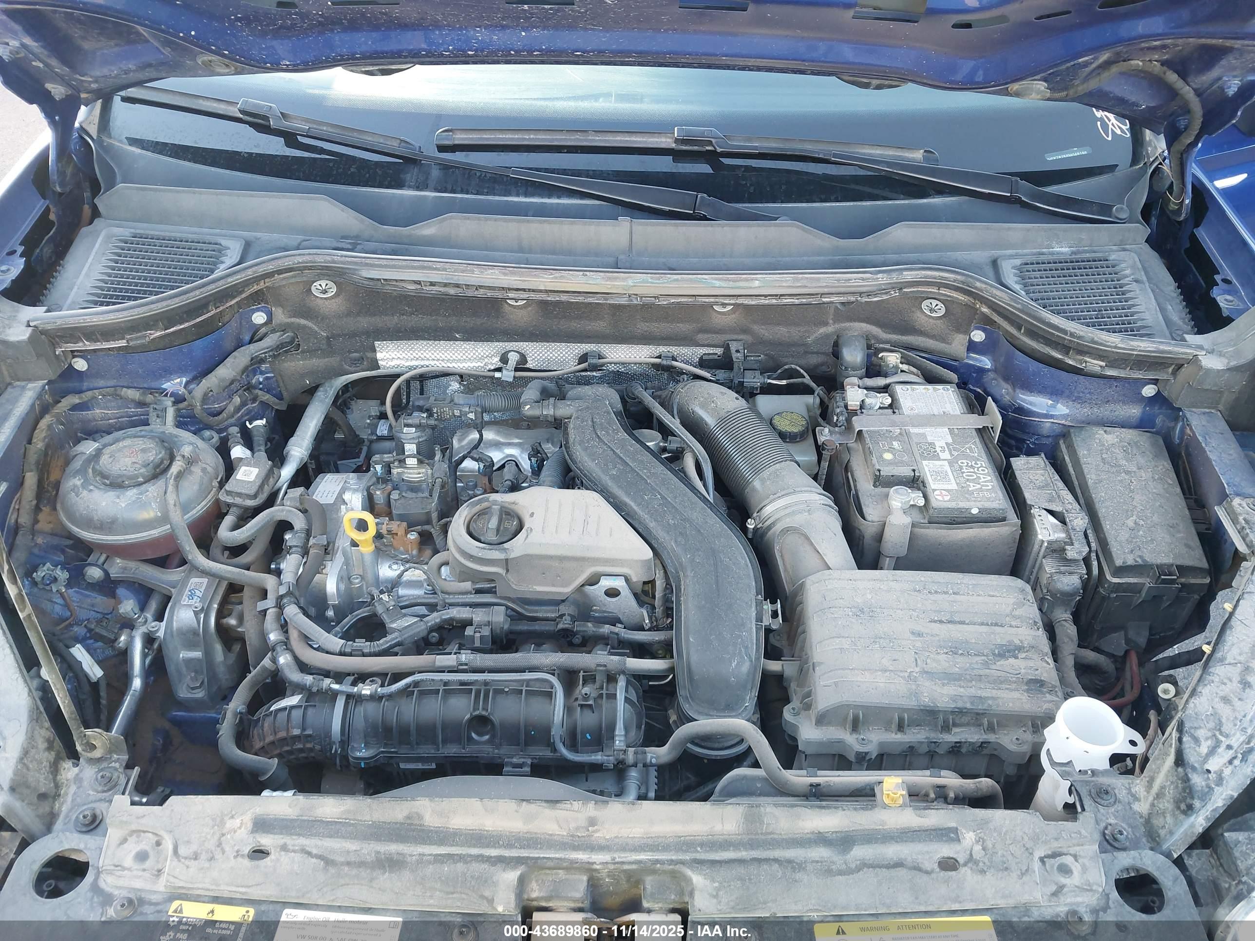 VOLKSWAGEN TAOS image 10