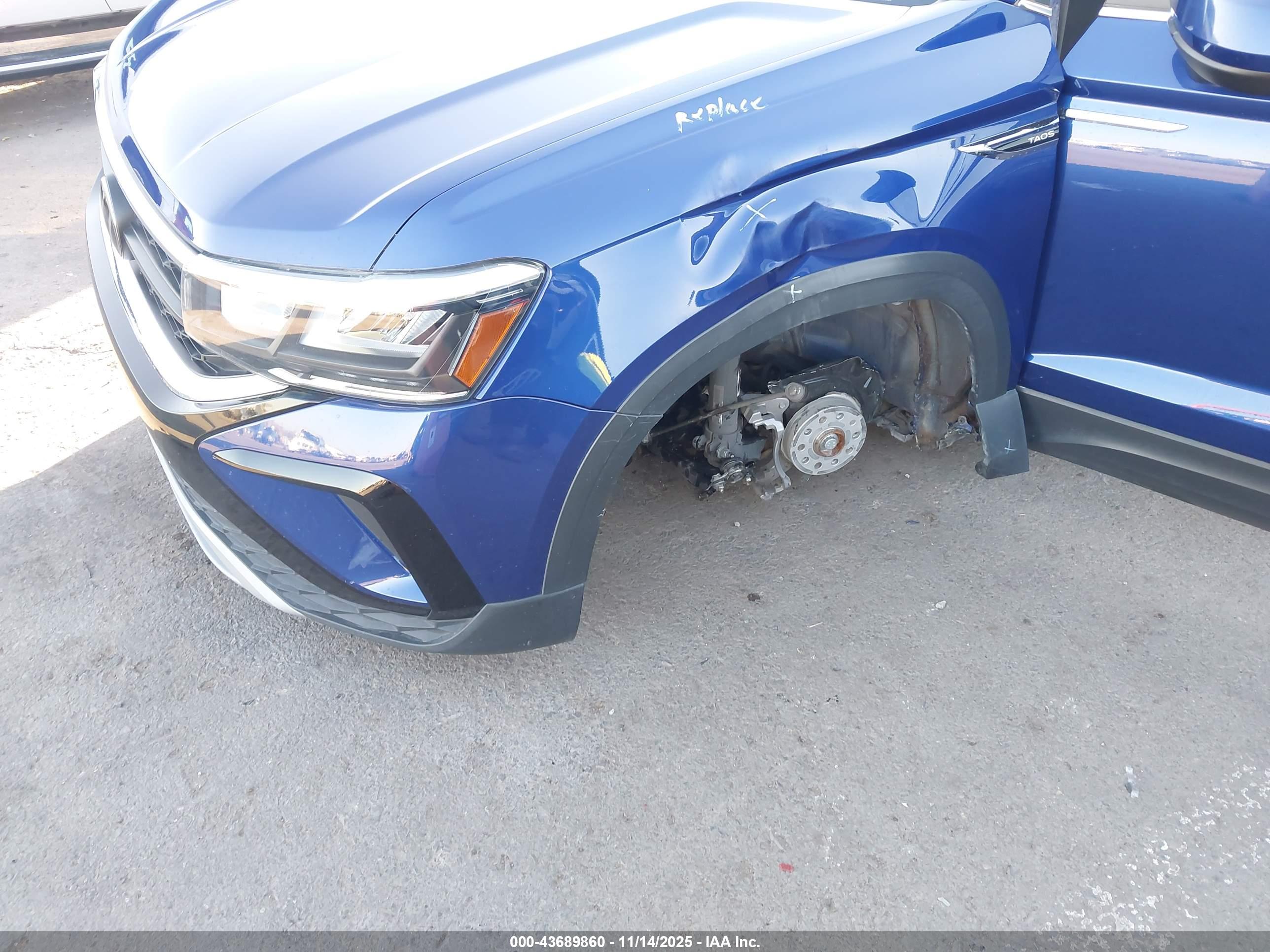 VOLKSWAGEN TAOS image 6