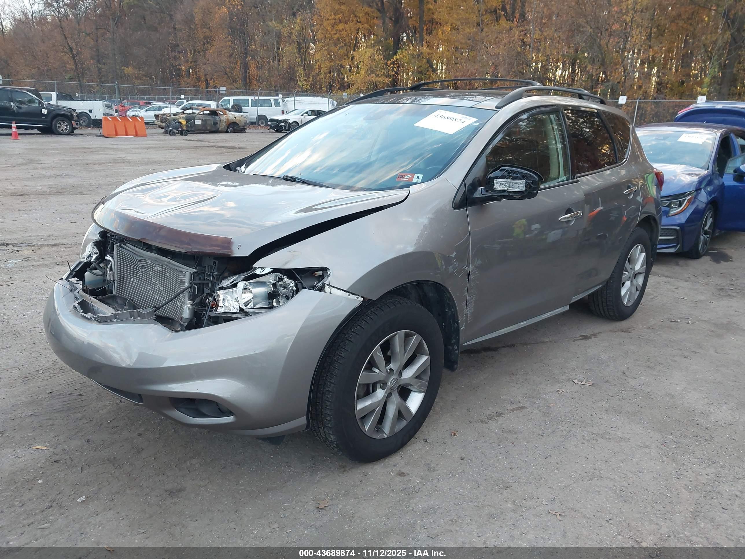 NISSAN MURANO image 2