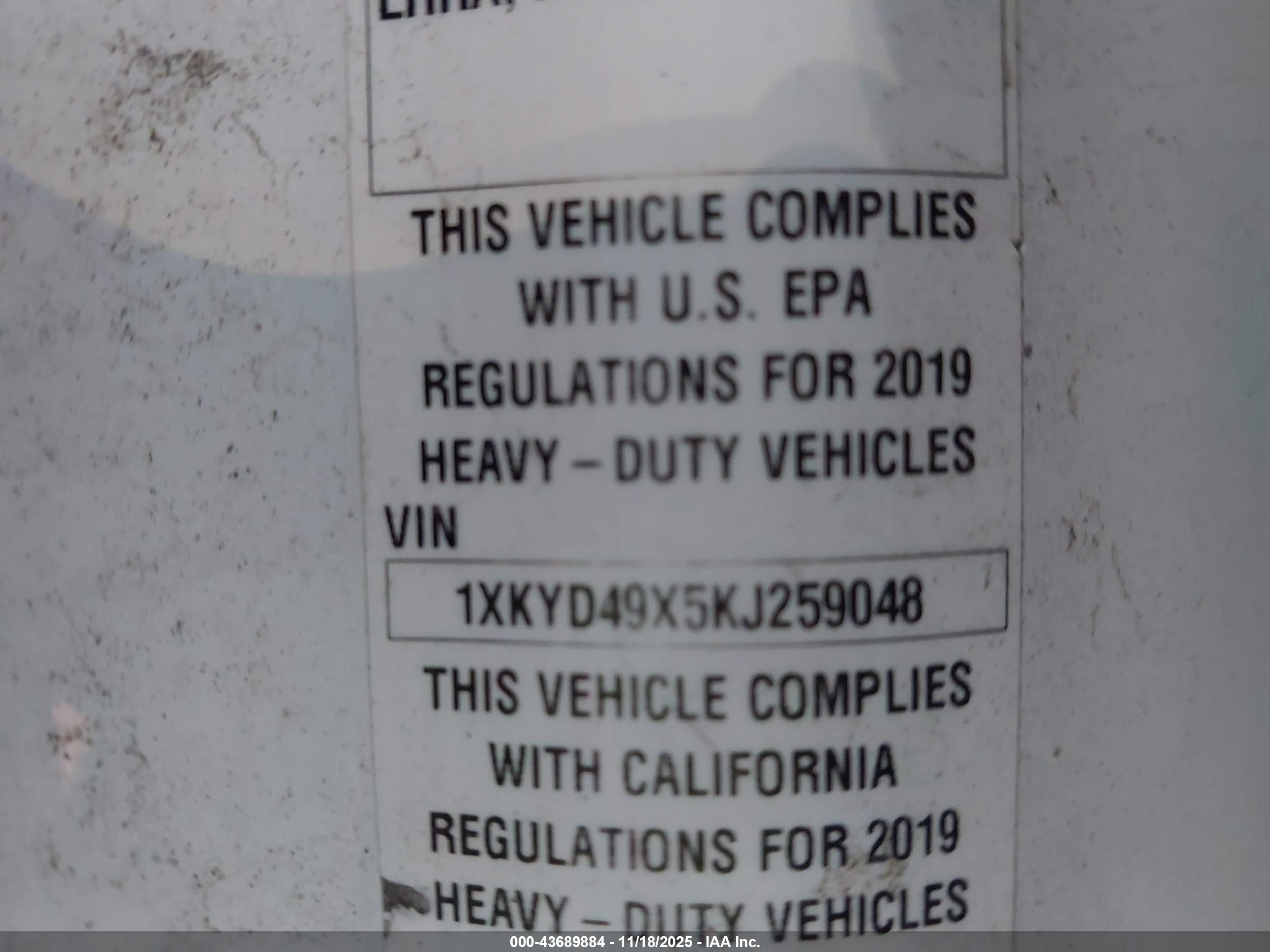 KENWORTH T680 image 9