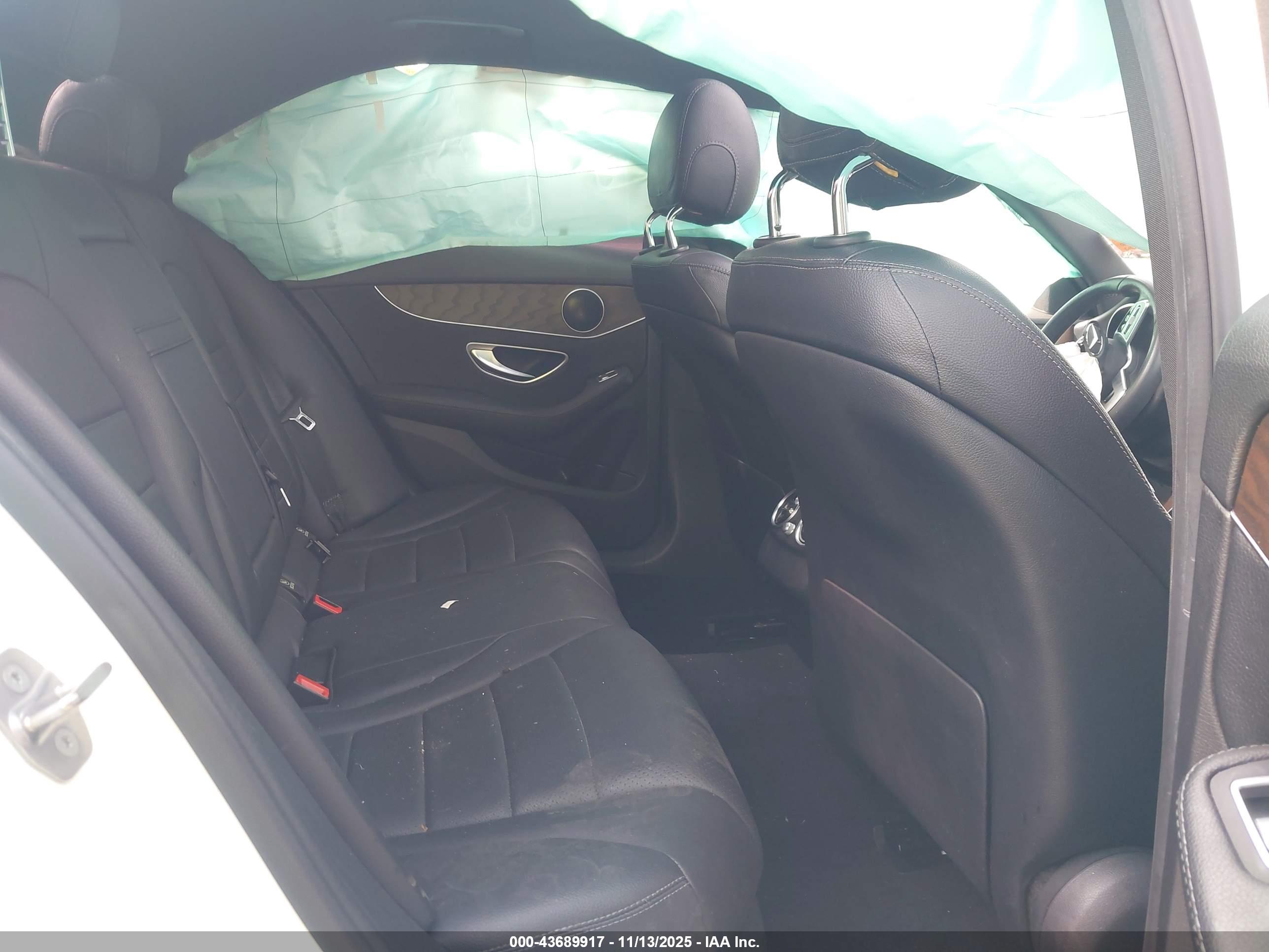 MERCEDES-BENZ C image 8