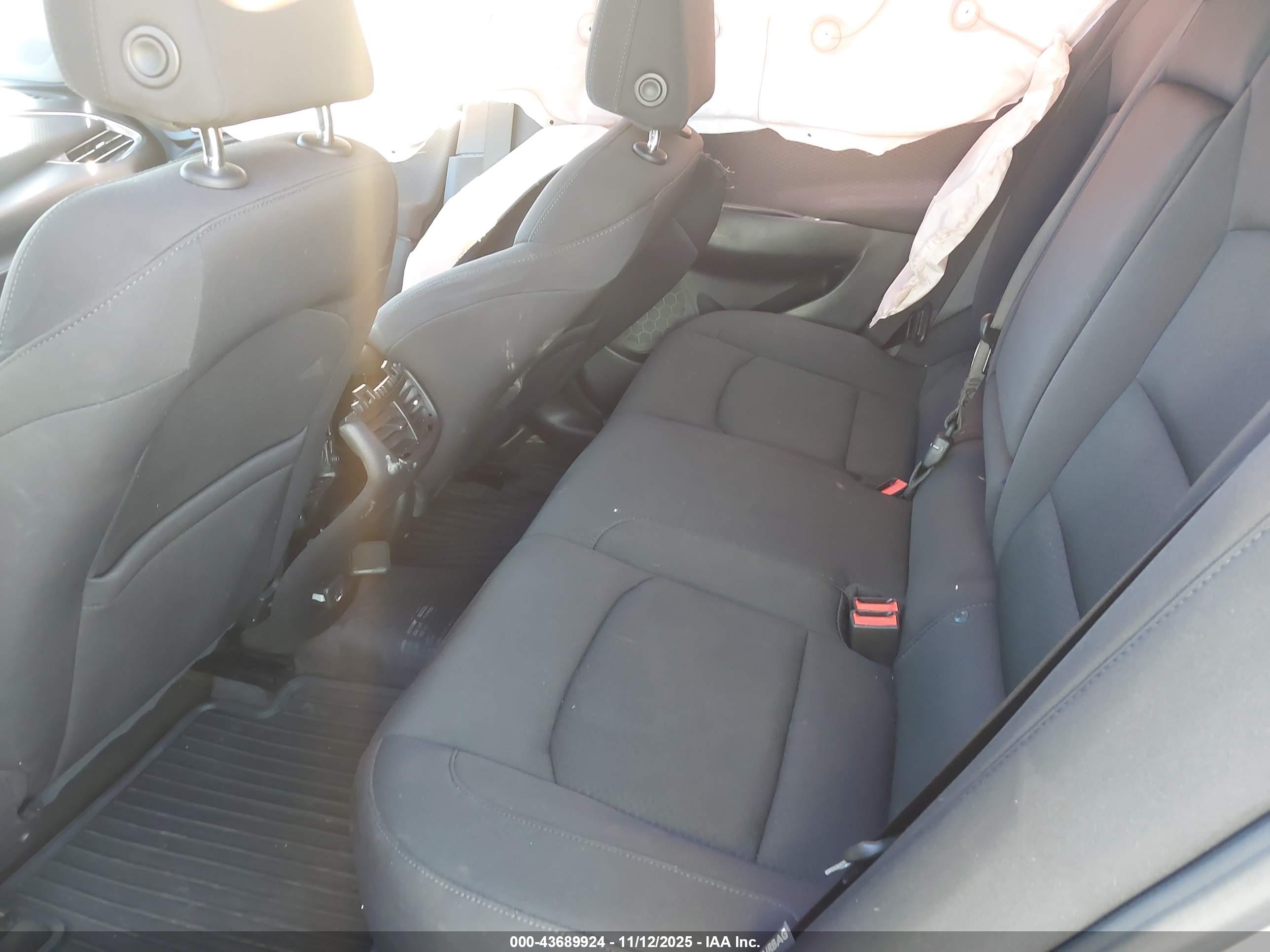 CHEVROLET MALIBU image 8