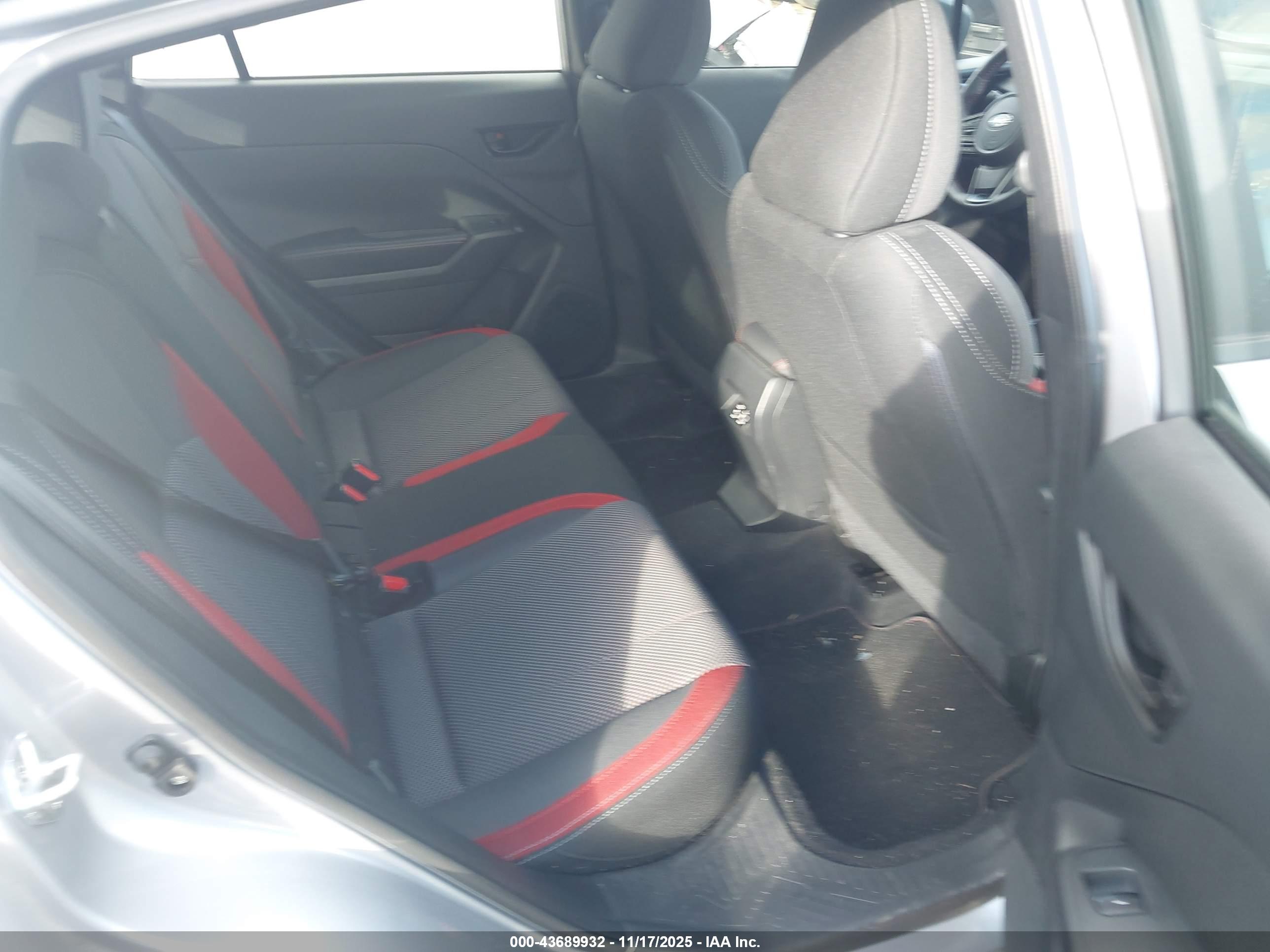 SUBARU IMPREZA image 8
