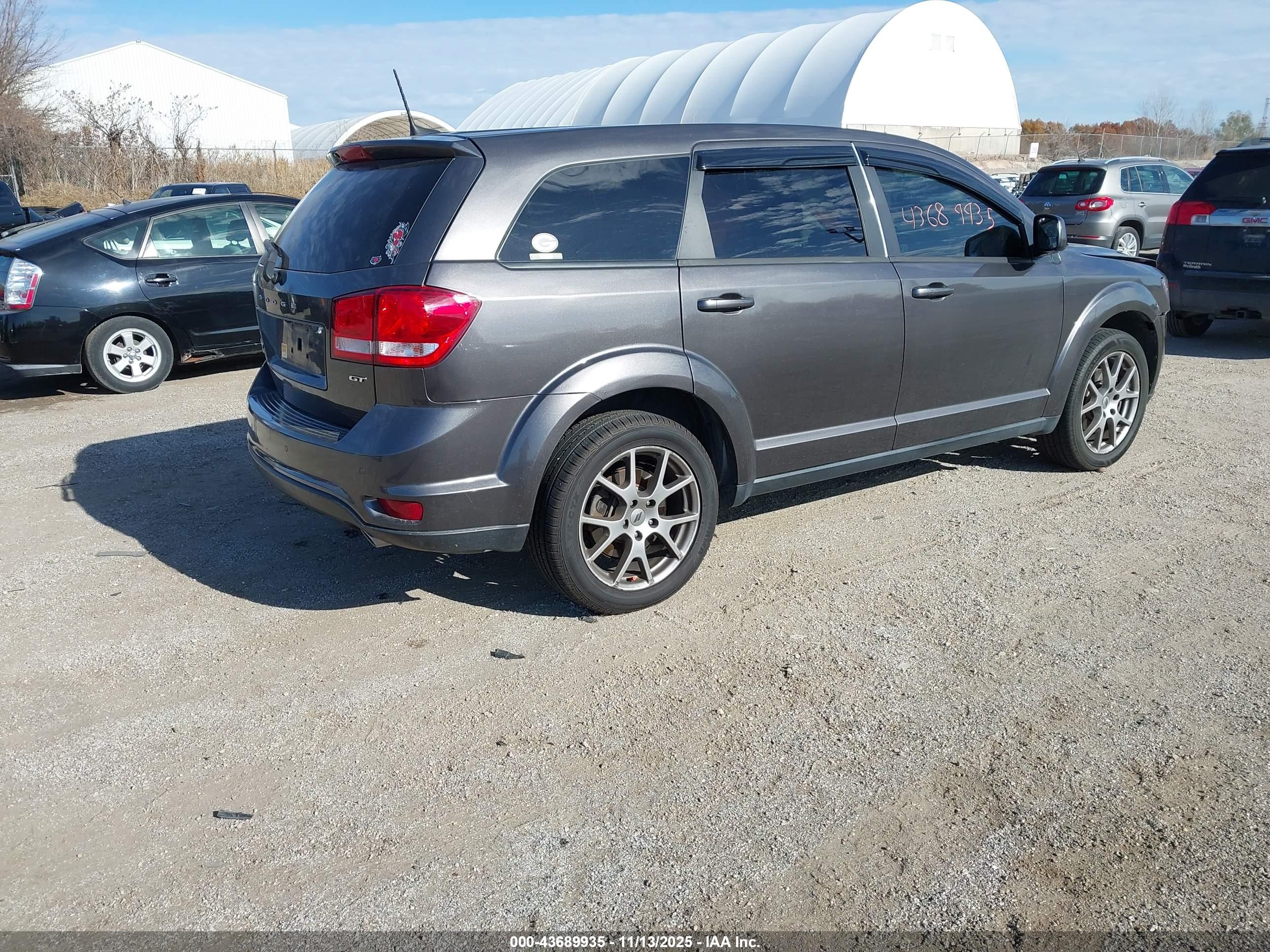 DODGE JOURNEY image 4
