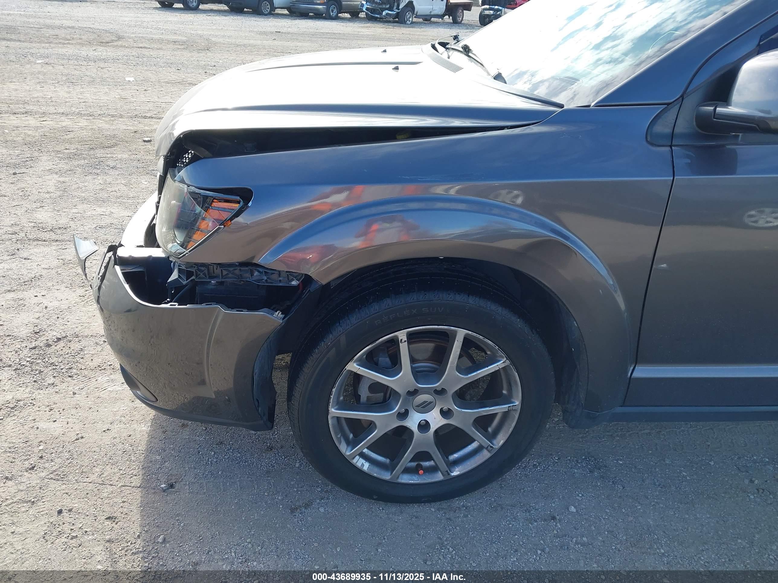 DODGE JOURNEY image 6