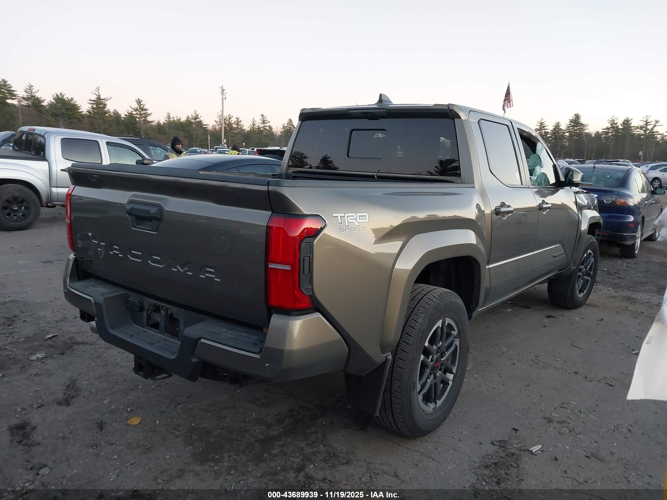 TOYOTA TACOMA image 4