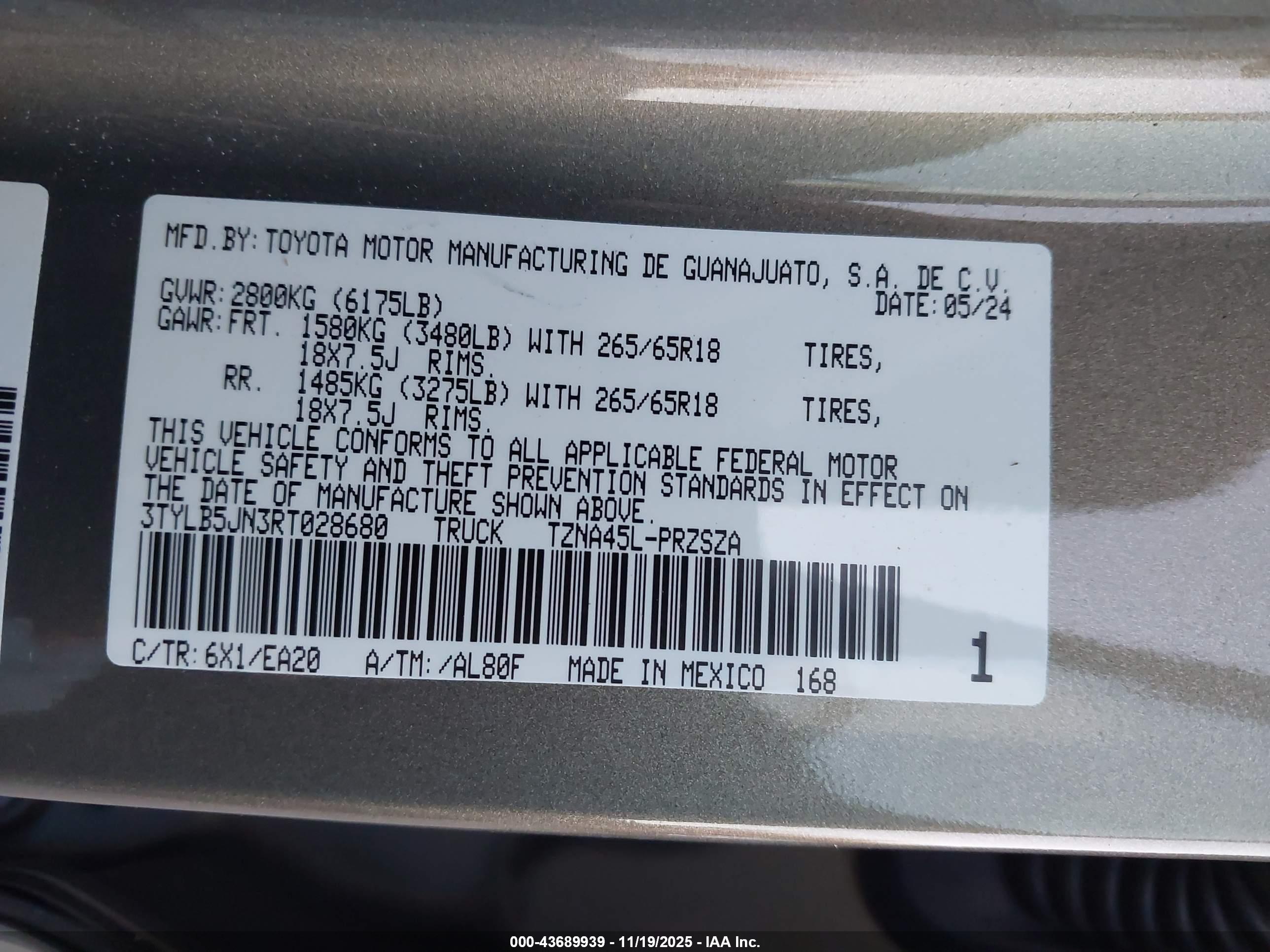 TOYOTA TACOMA image 9
