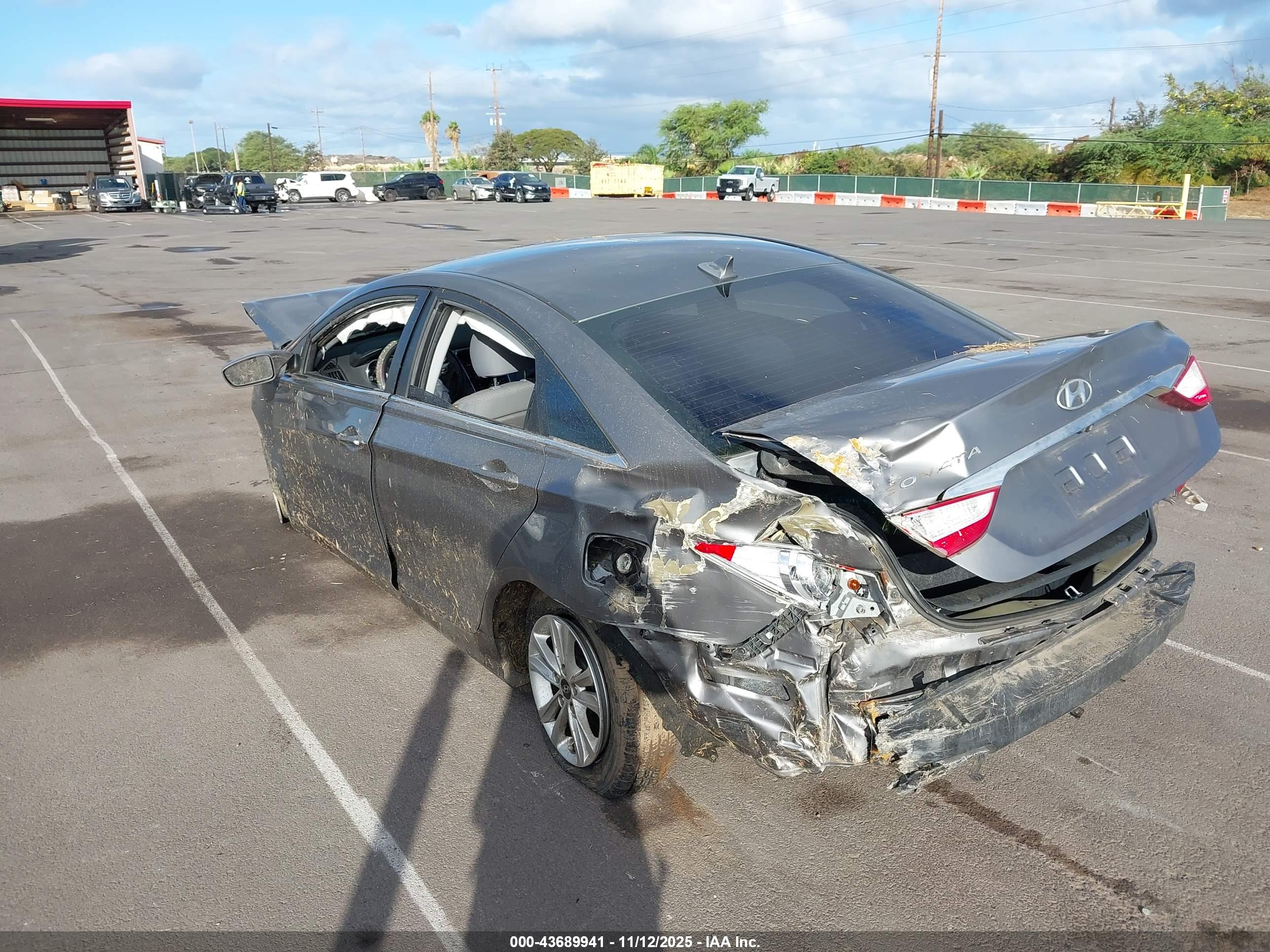 HYUNDAI SONATA image 6