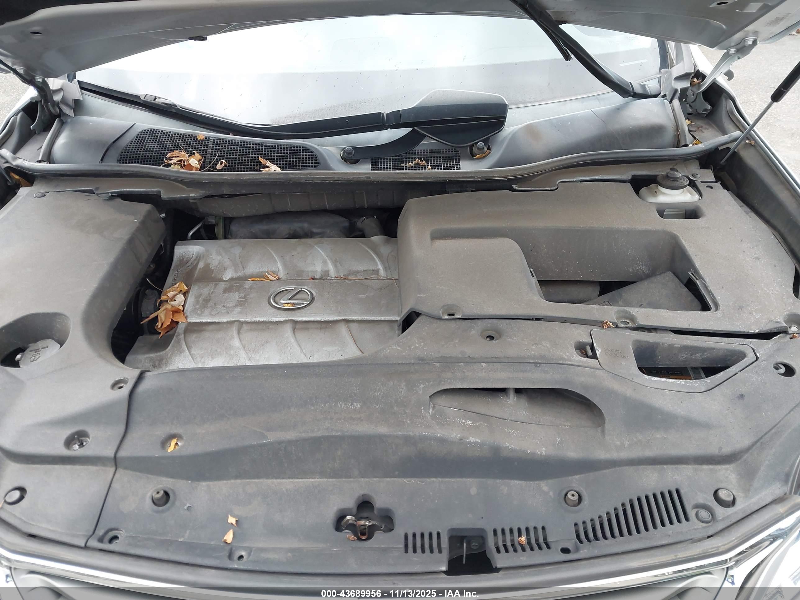 LEXUS RX image 10