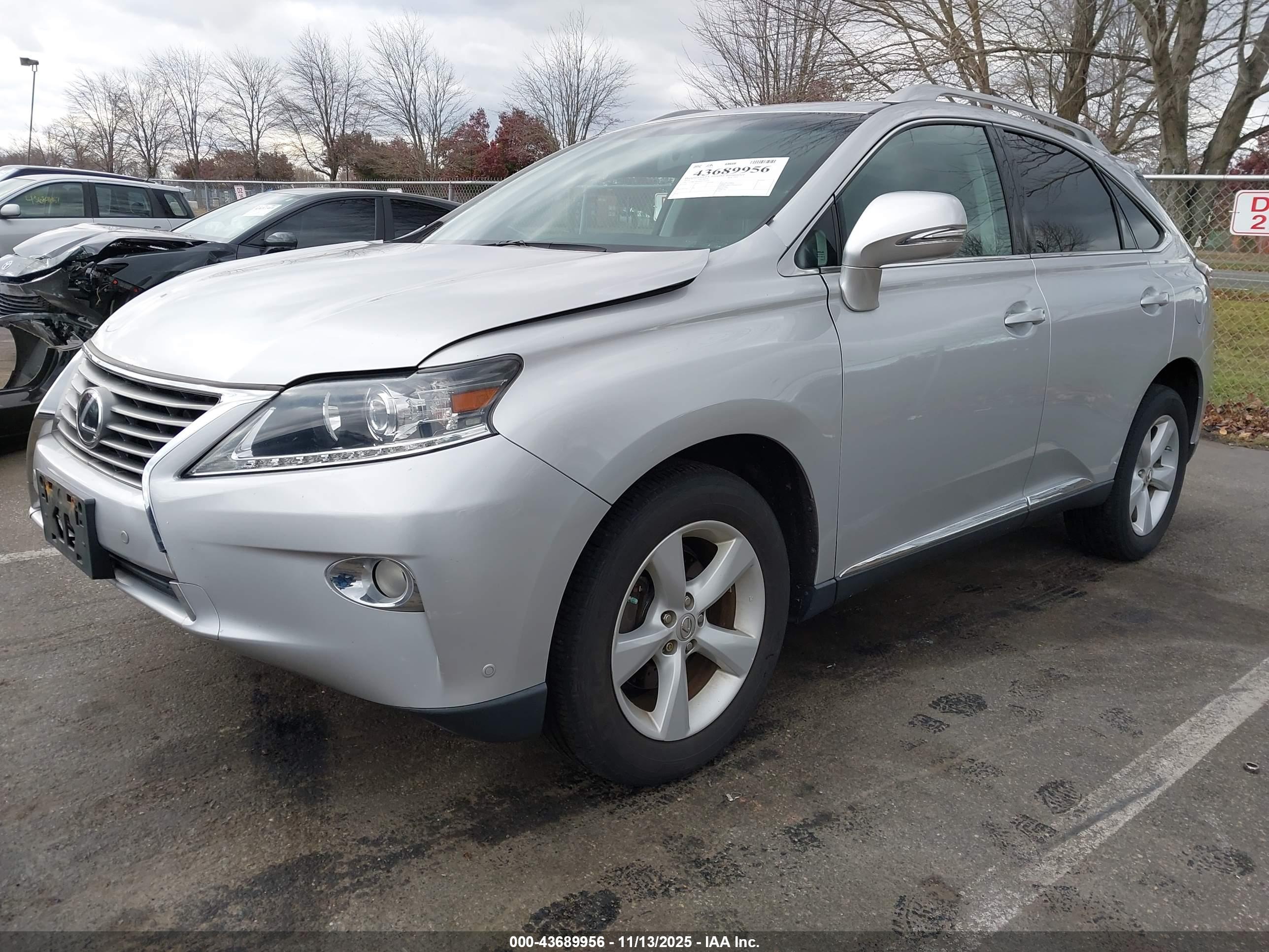 LEXUS RX image 2