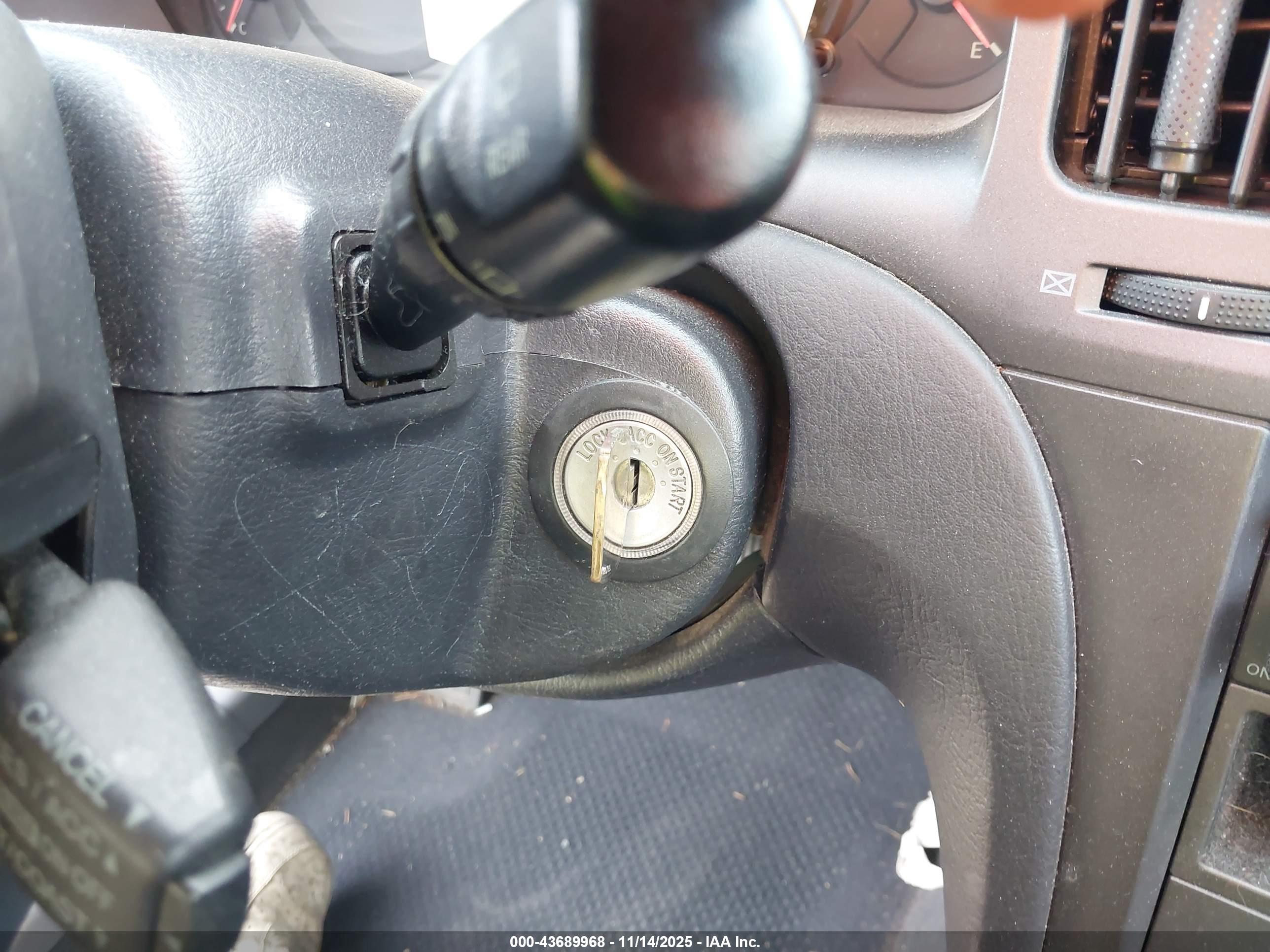 HYUNDAI ELANTRA image 11