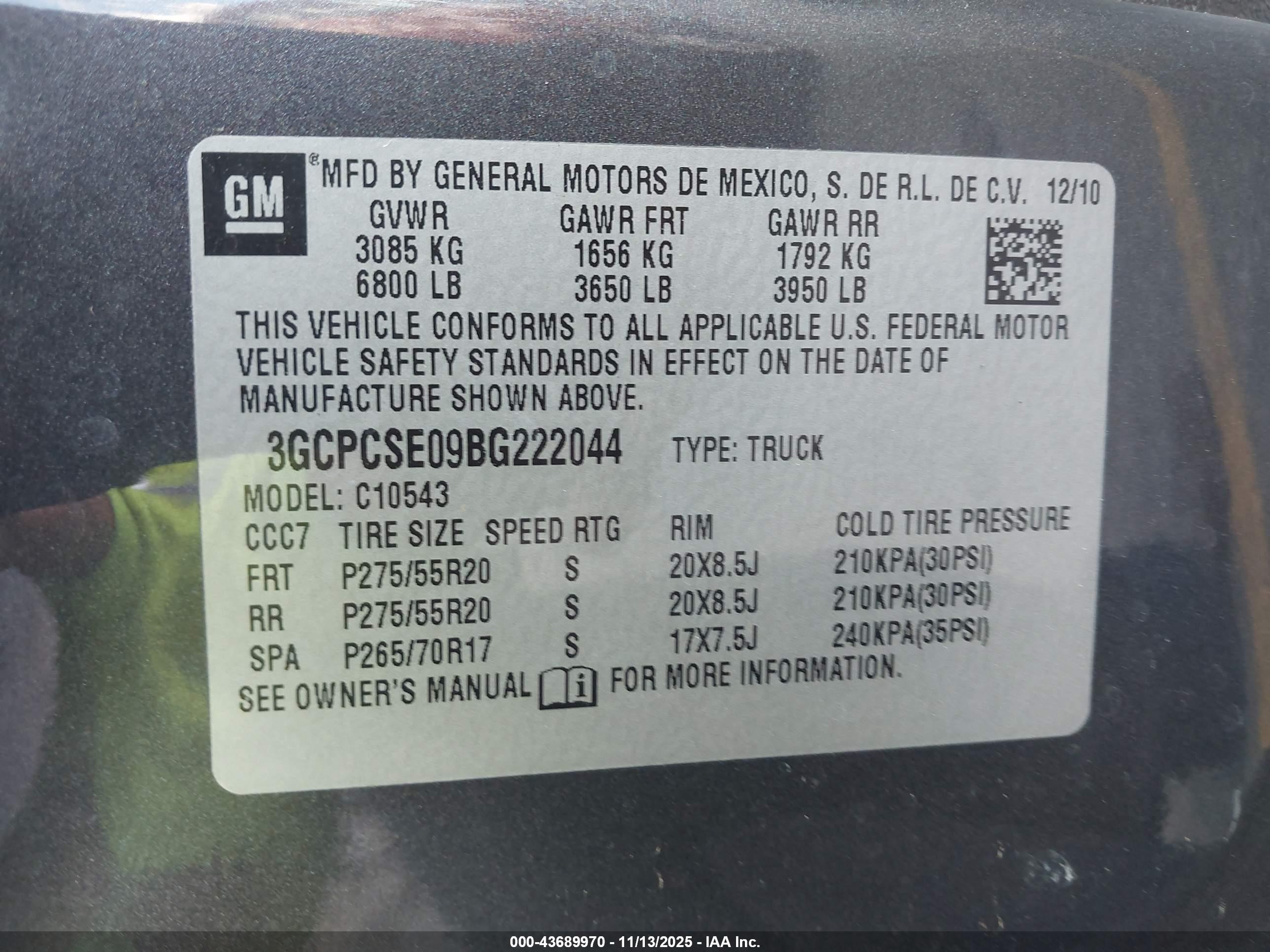 CHEVROLET SILVERADO image 9