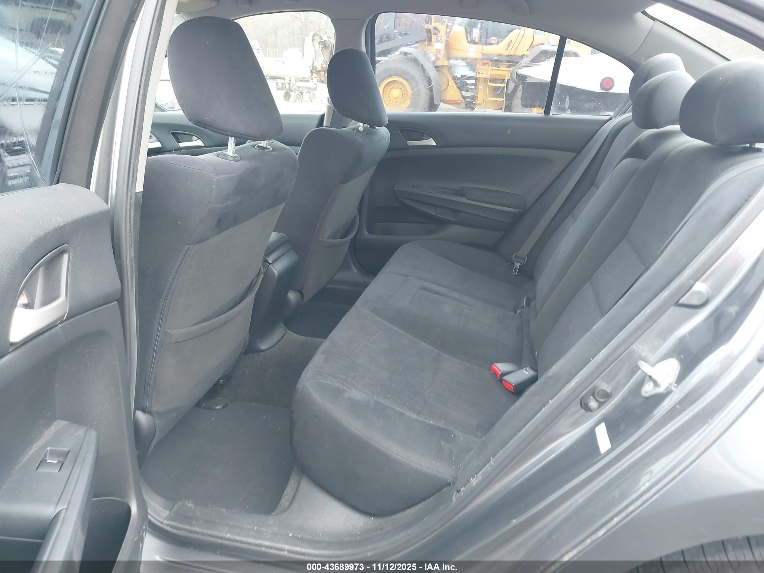 HONDA ACCORD image 8