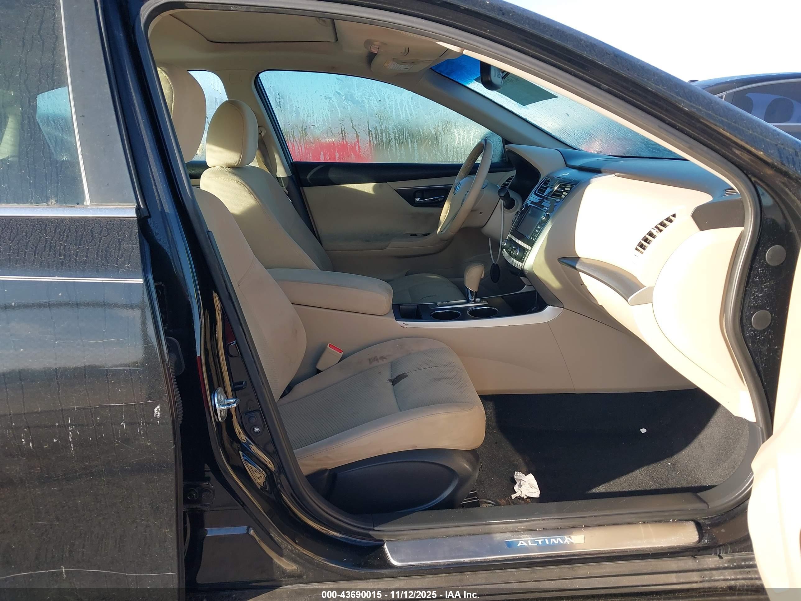 NISSAN ALTIMA image 5
