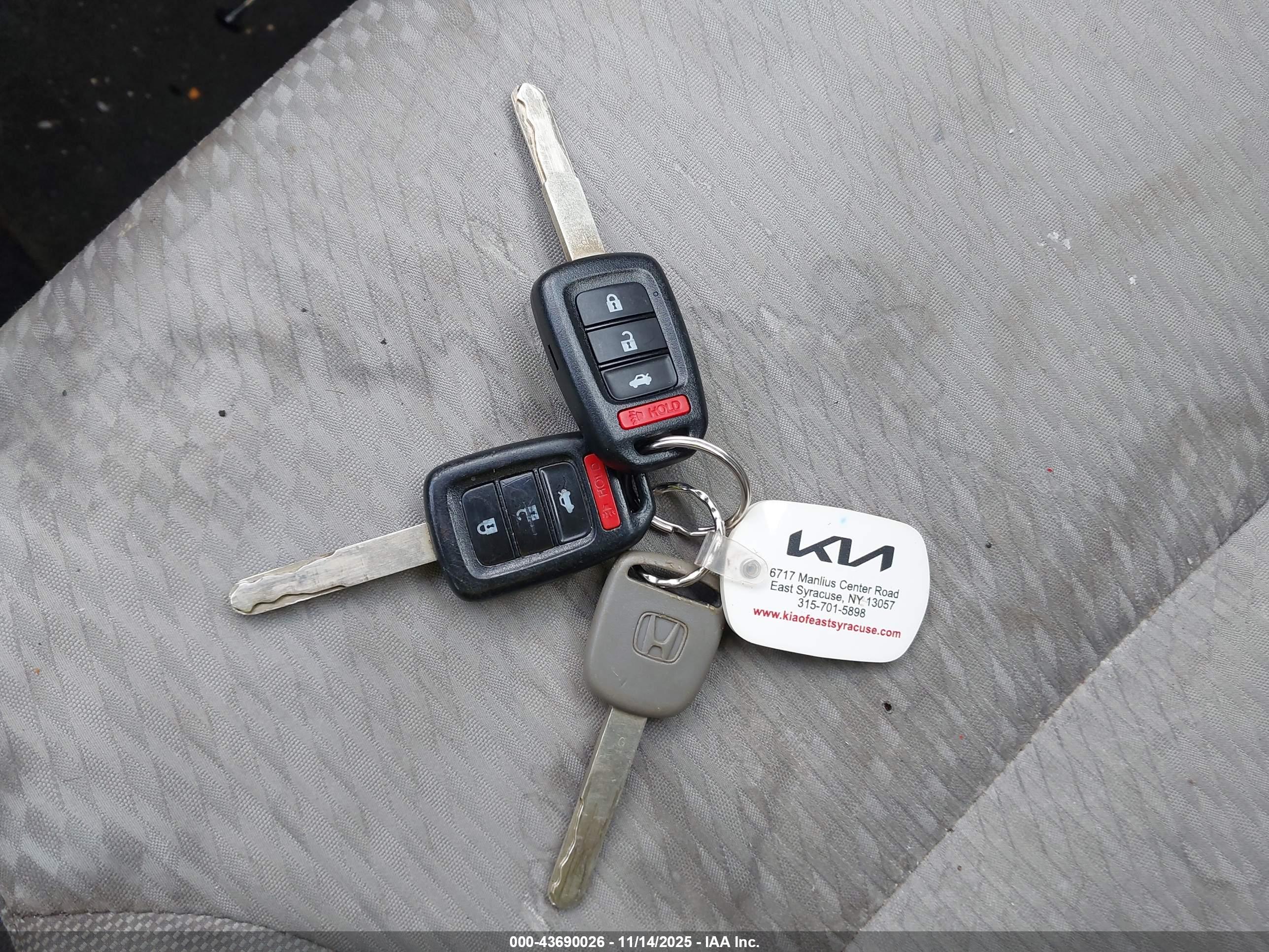 HONDA CIVIC image 11