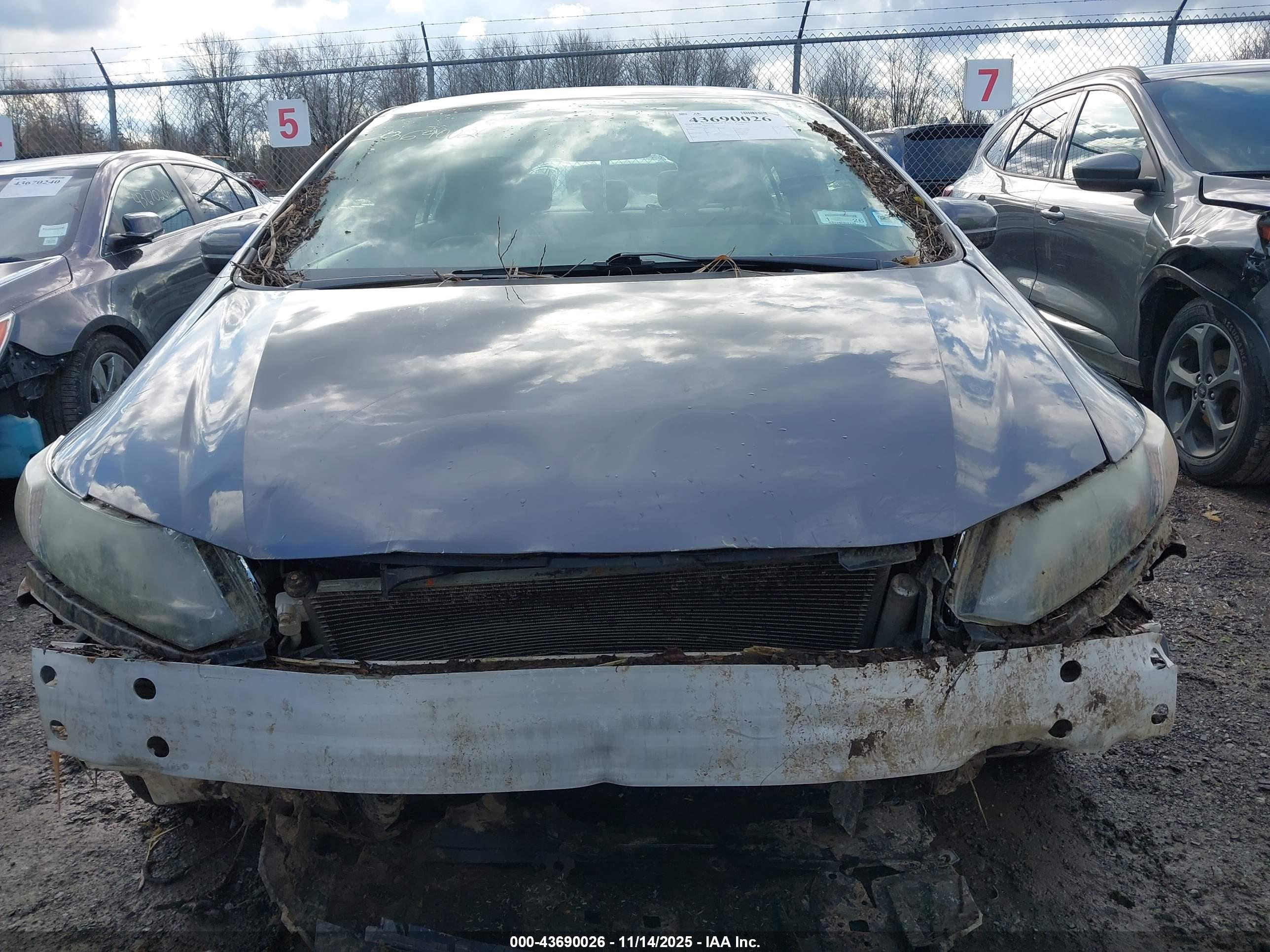 HONDA CIVIC image 6