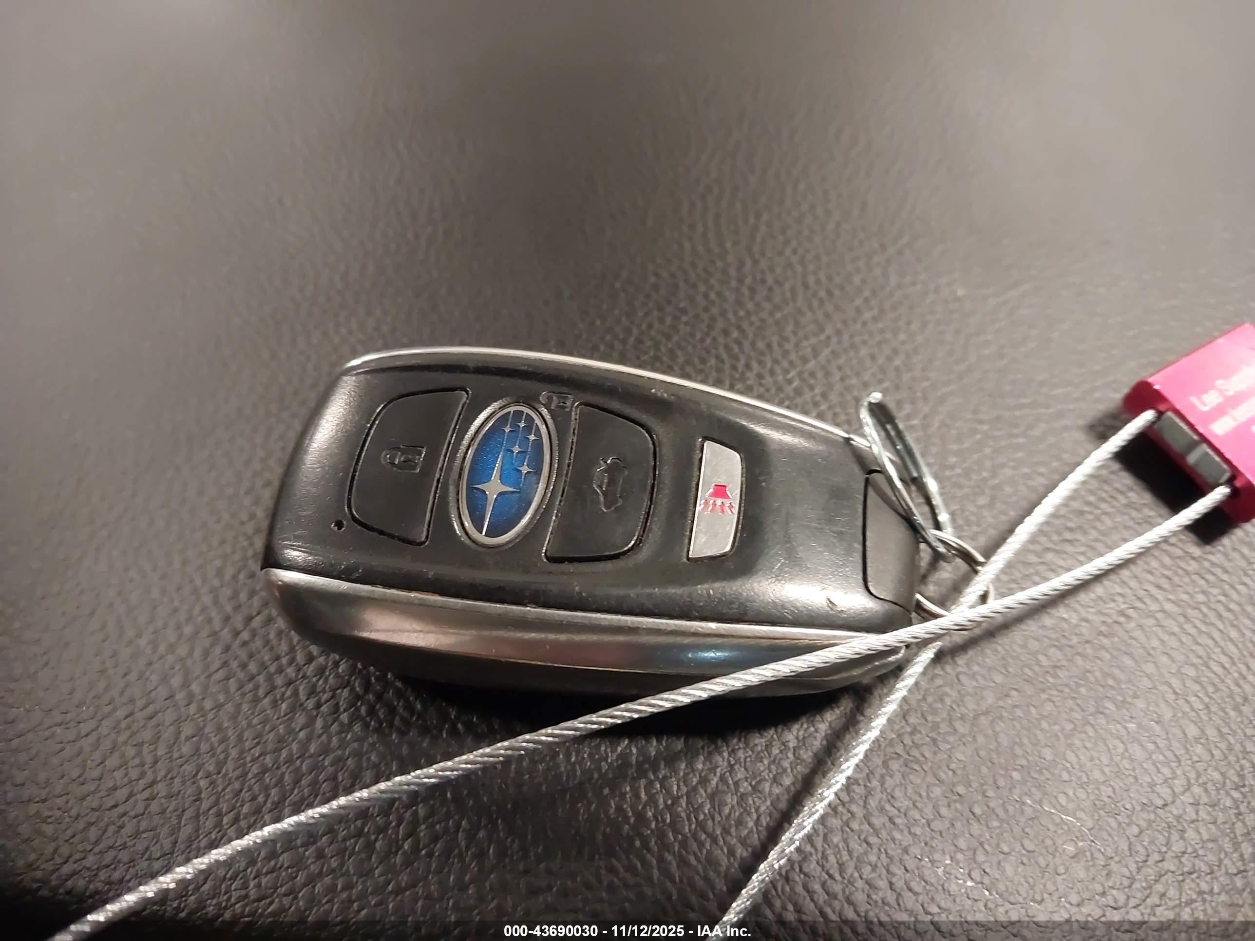 SUBARU OUTBACK image 11