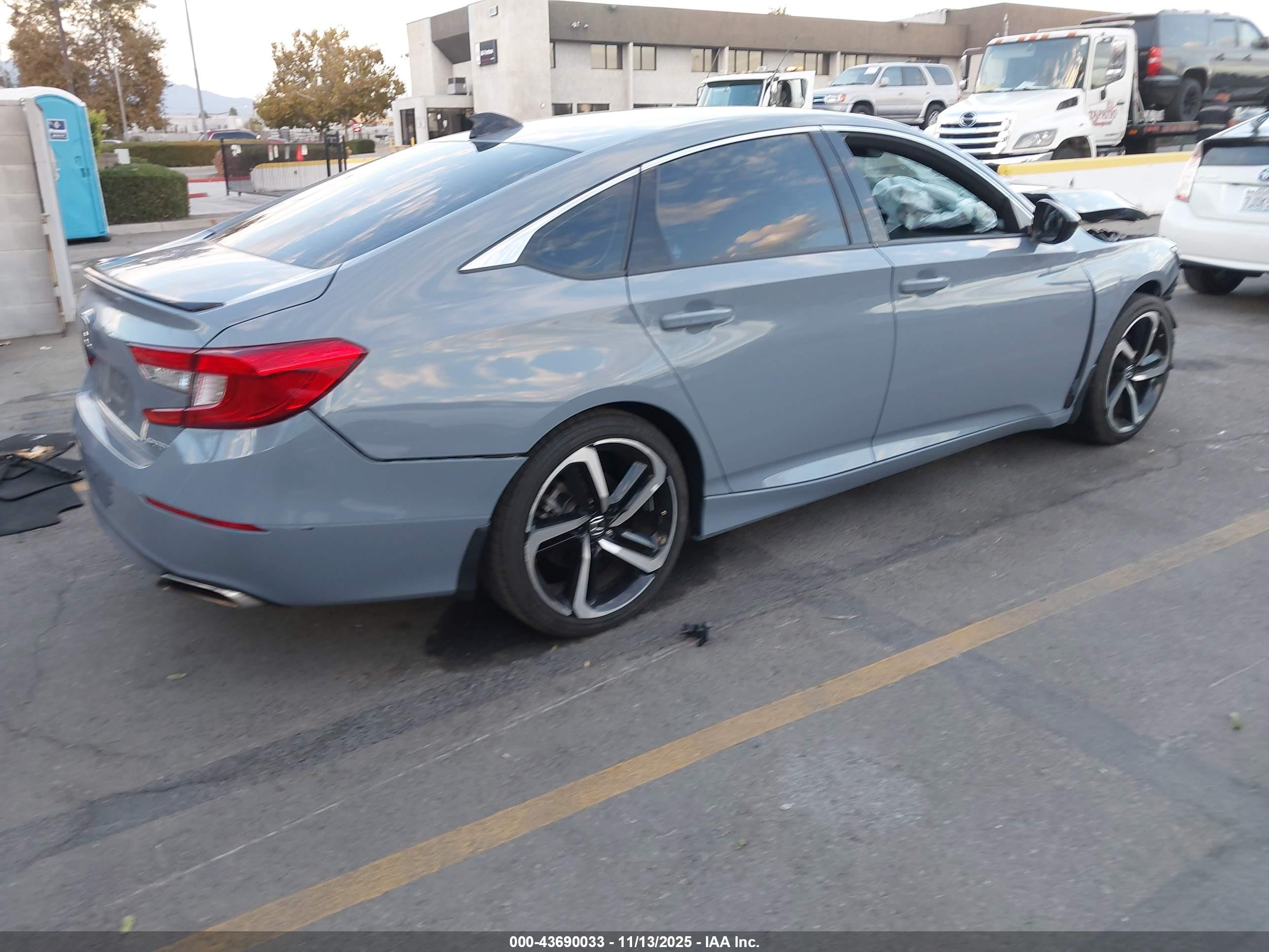 HONDA ACCORD image 4