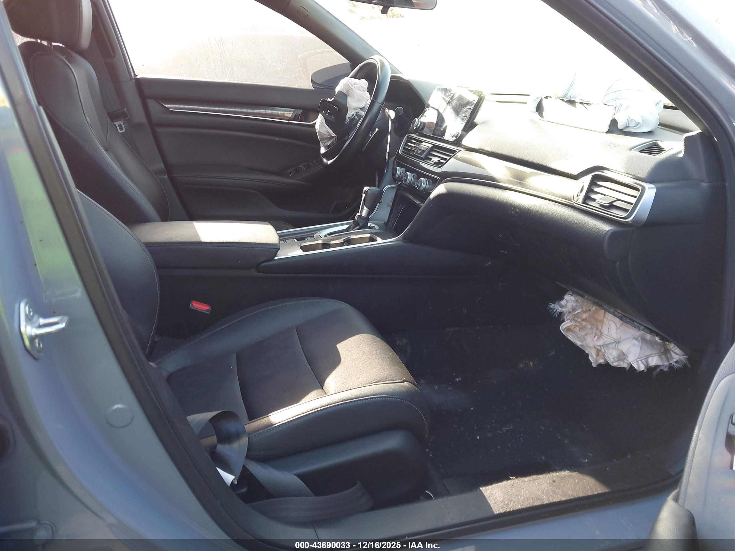 HONDA ACCORD image 5