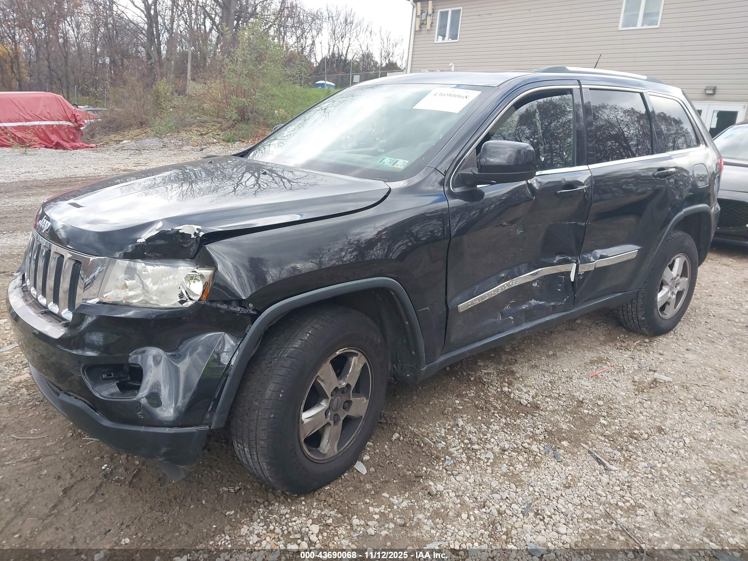 JEEP GRAND image 2