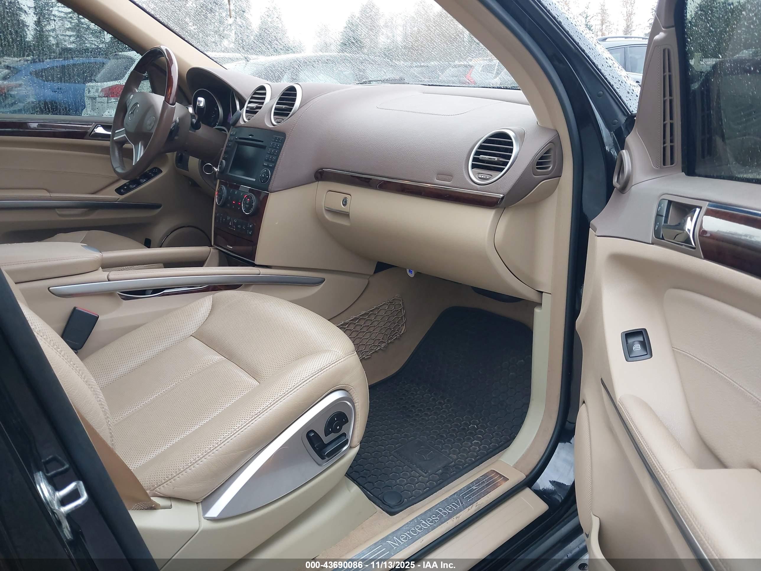 MERCEDES-BENZ GL image 5