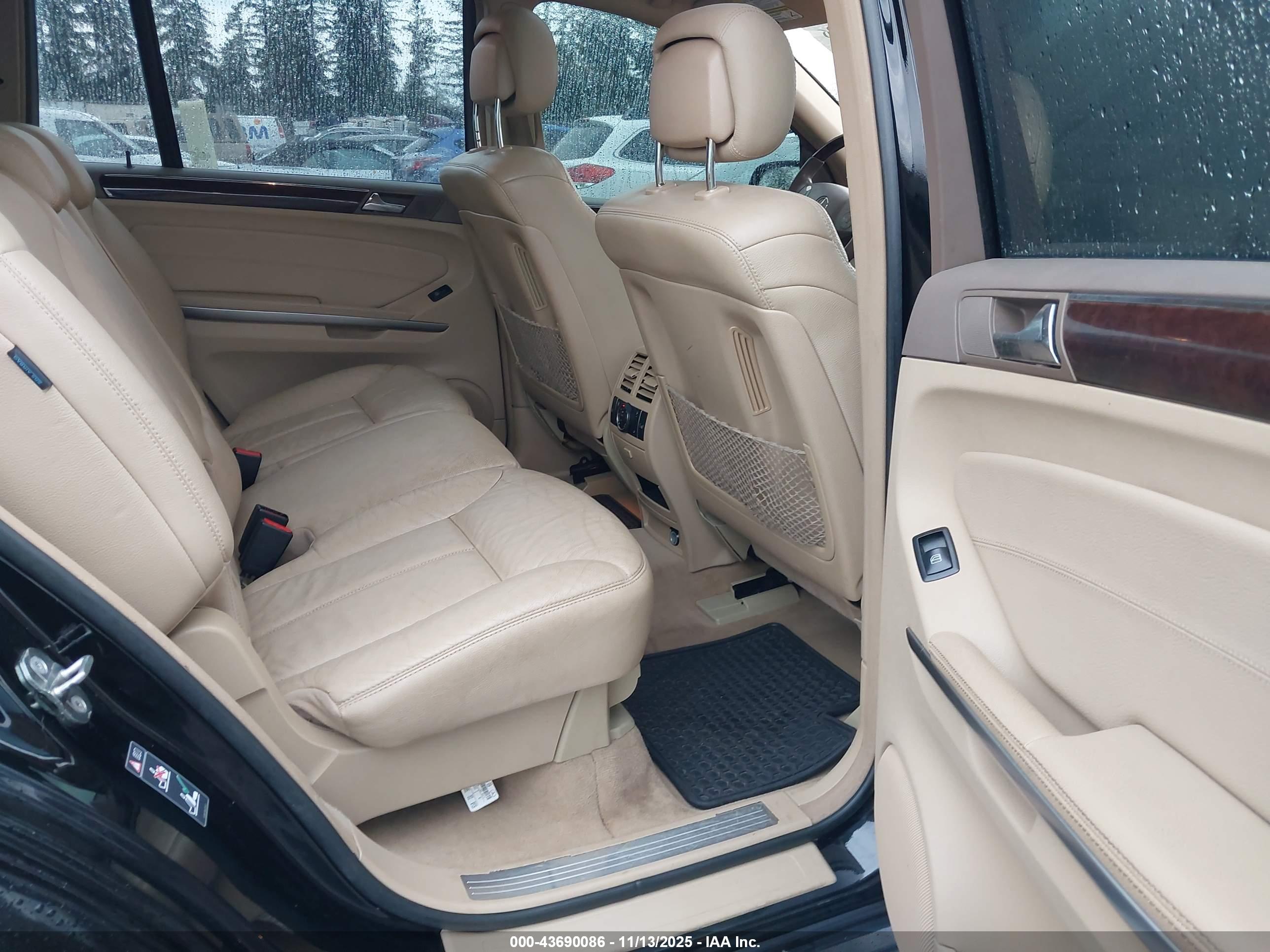 MERCEDES-BENZ GL image 8