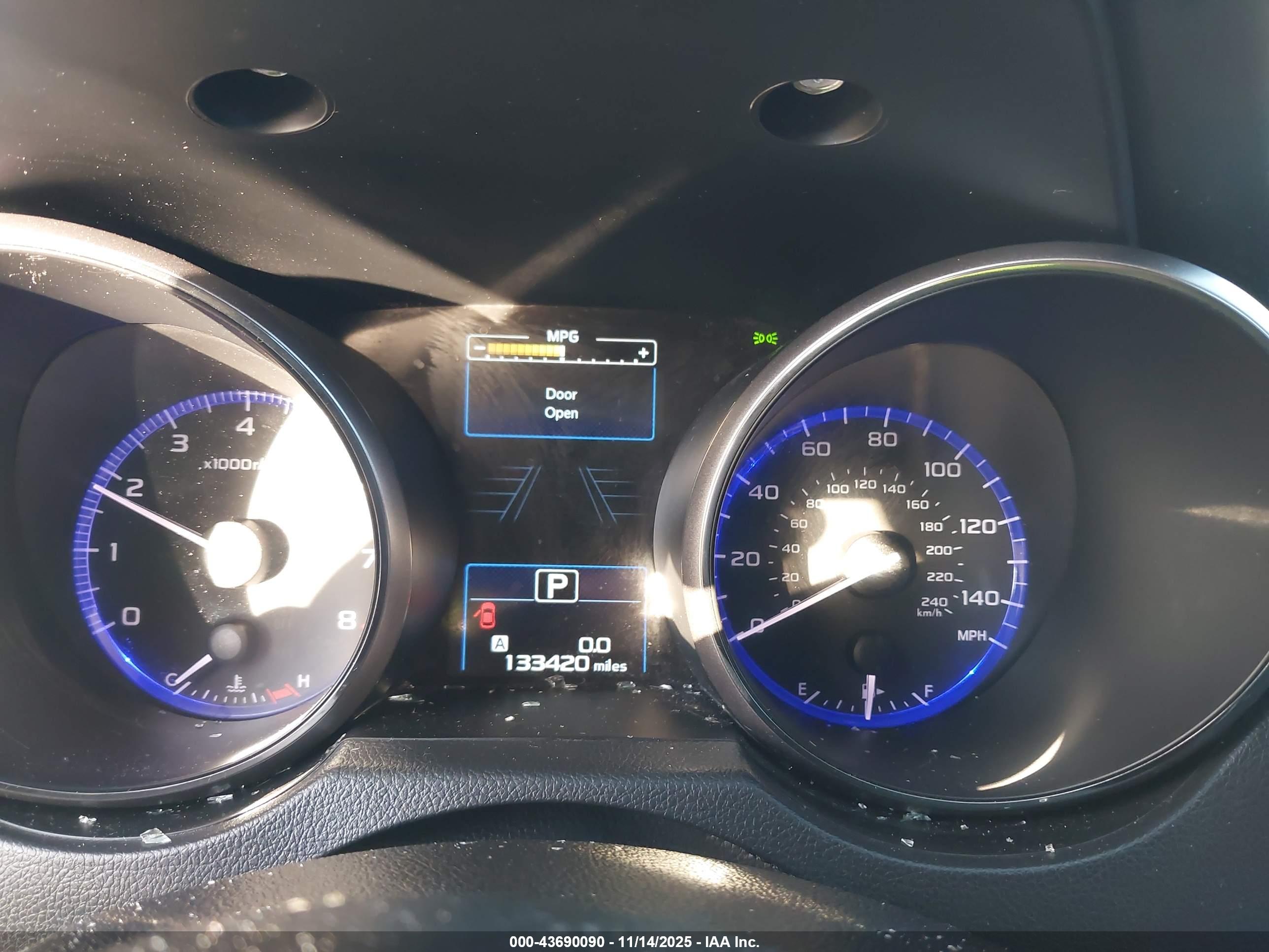 SUBARU LEGACY image 7