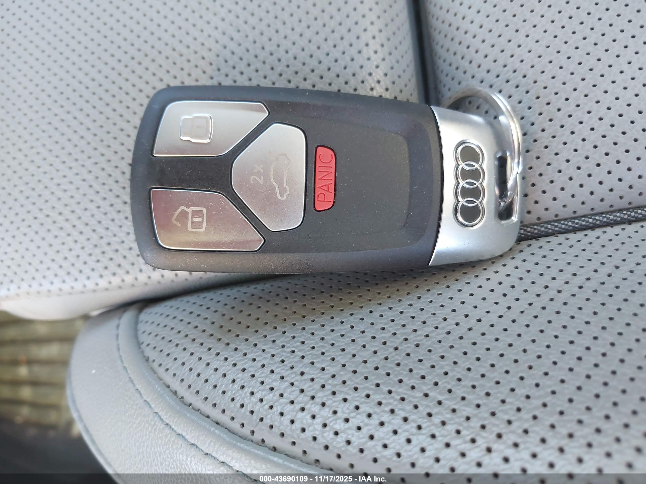 AUDI A5 image 11