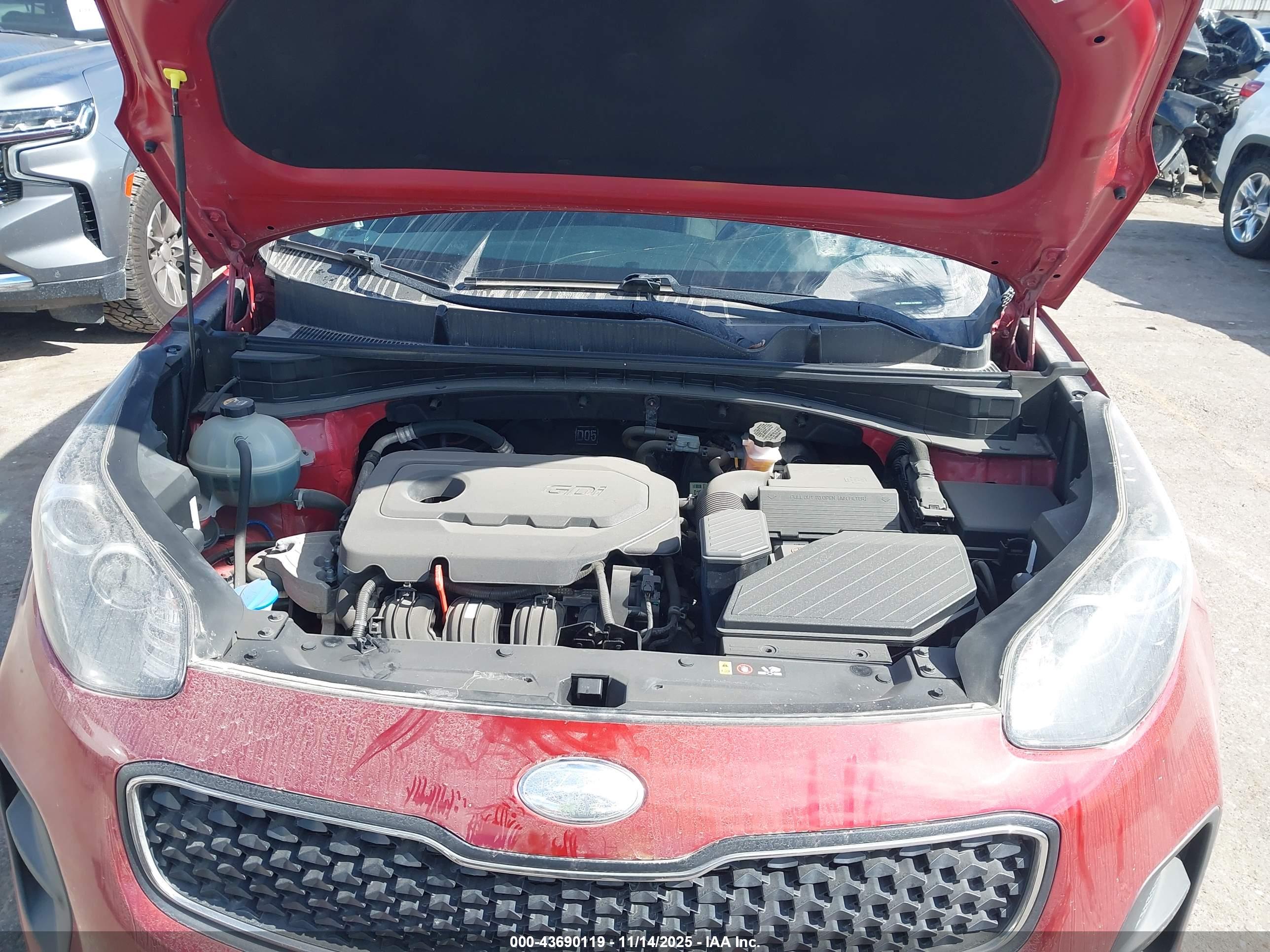 KIA SPORTAGE image 10